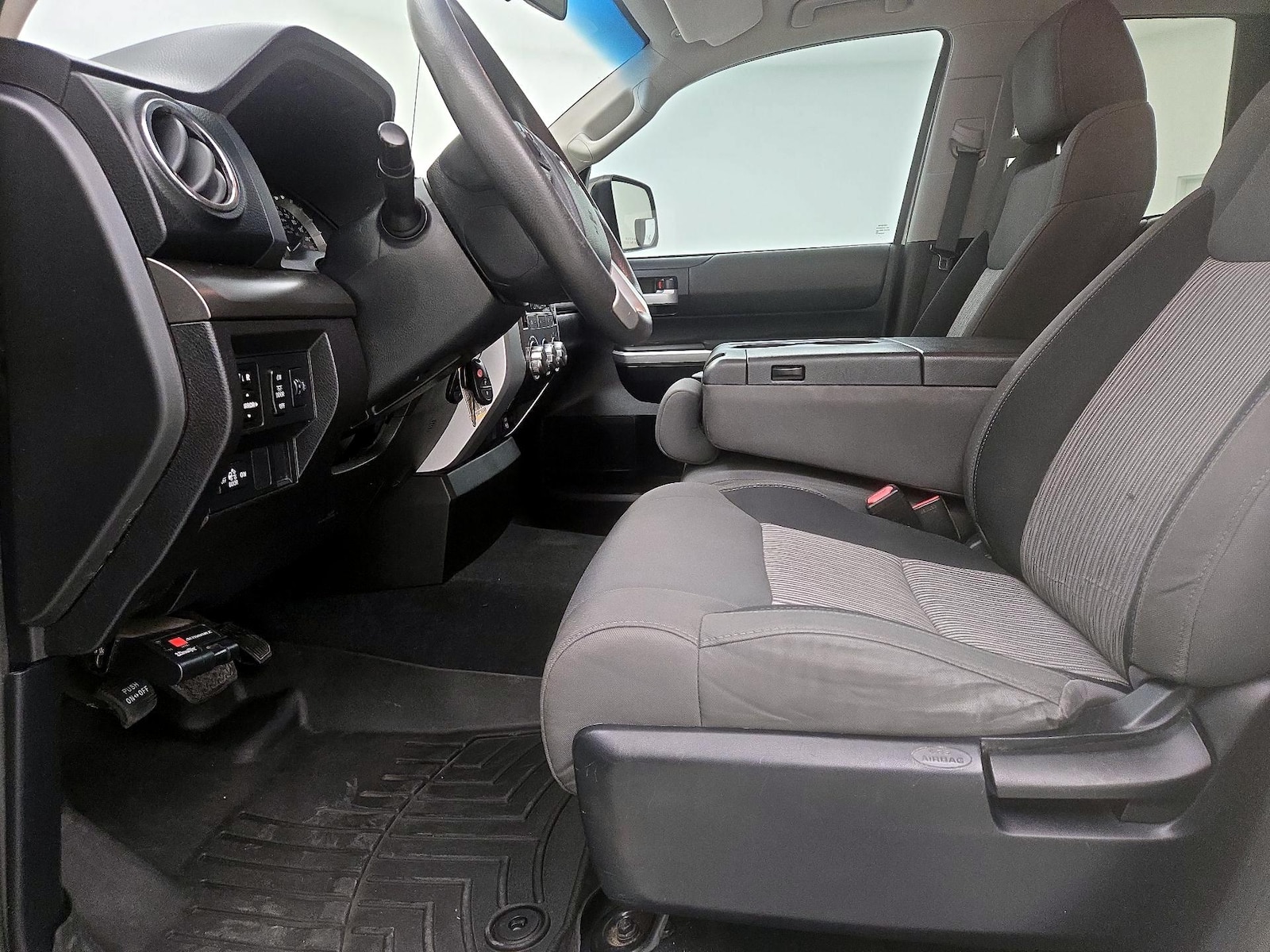 2014 Toyota Tundra SR5 - Photo 12