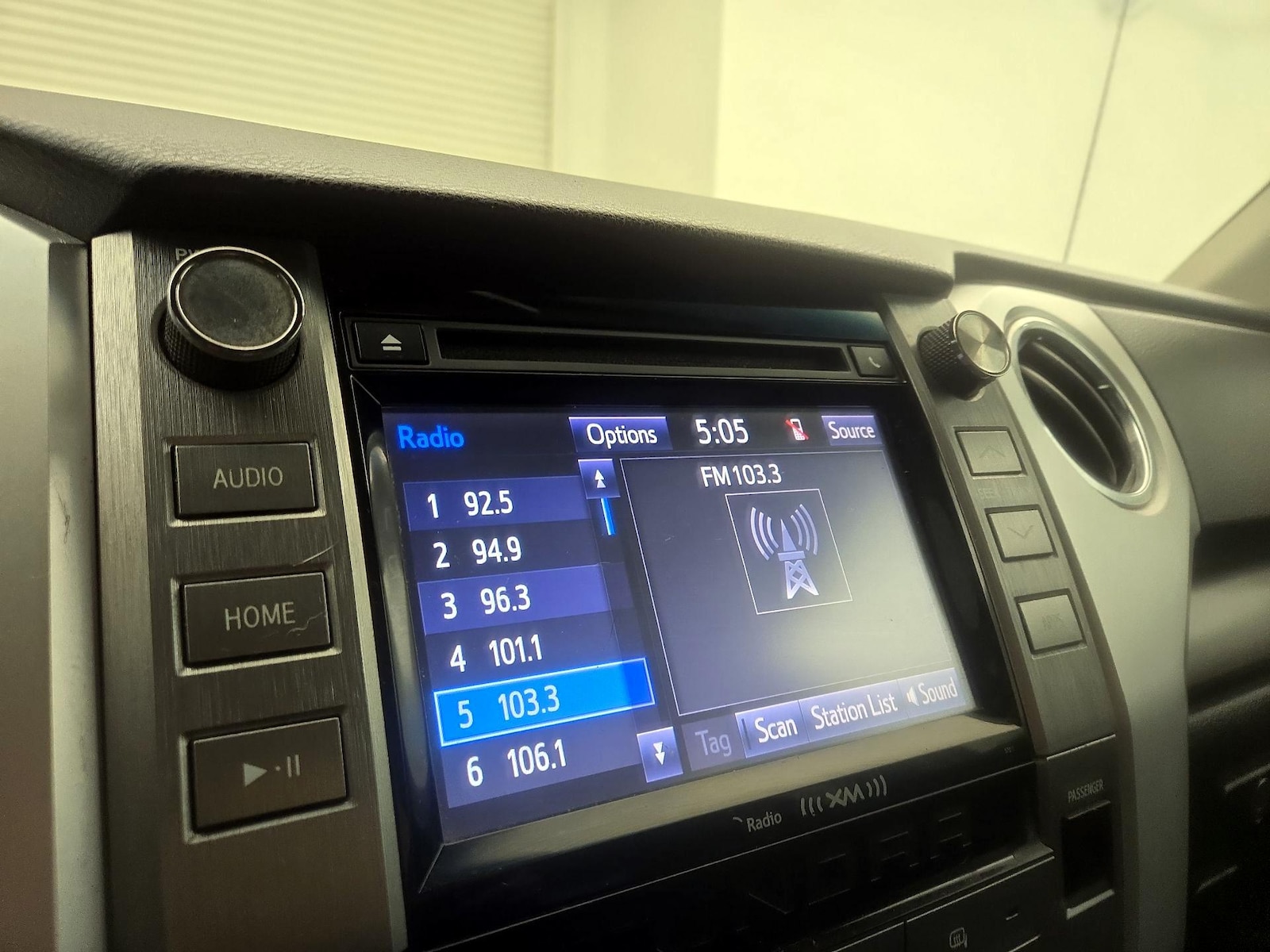 2014 Toyota Tundra SR5 - Photo 16