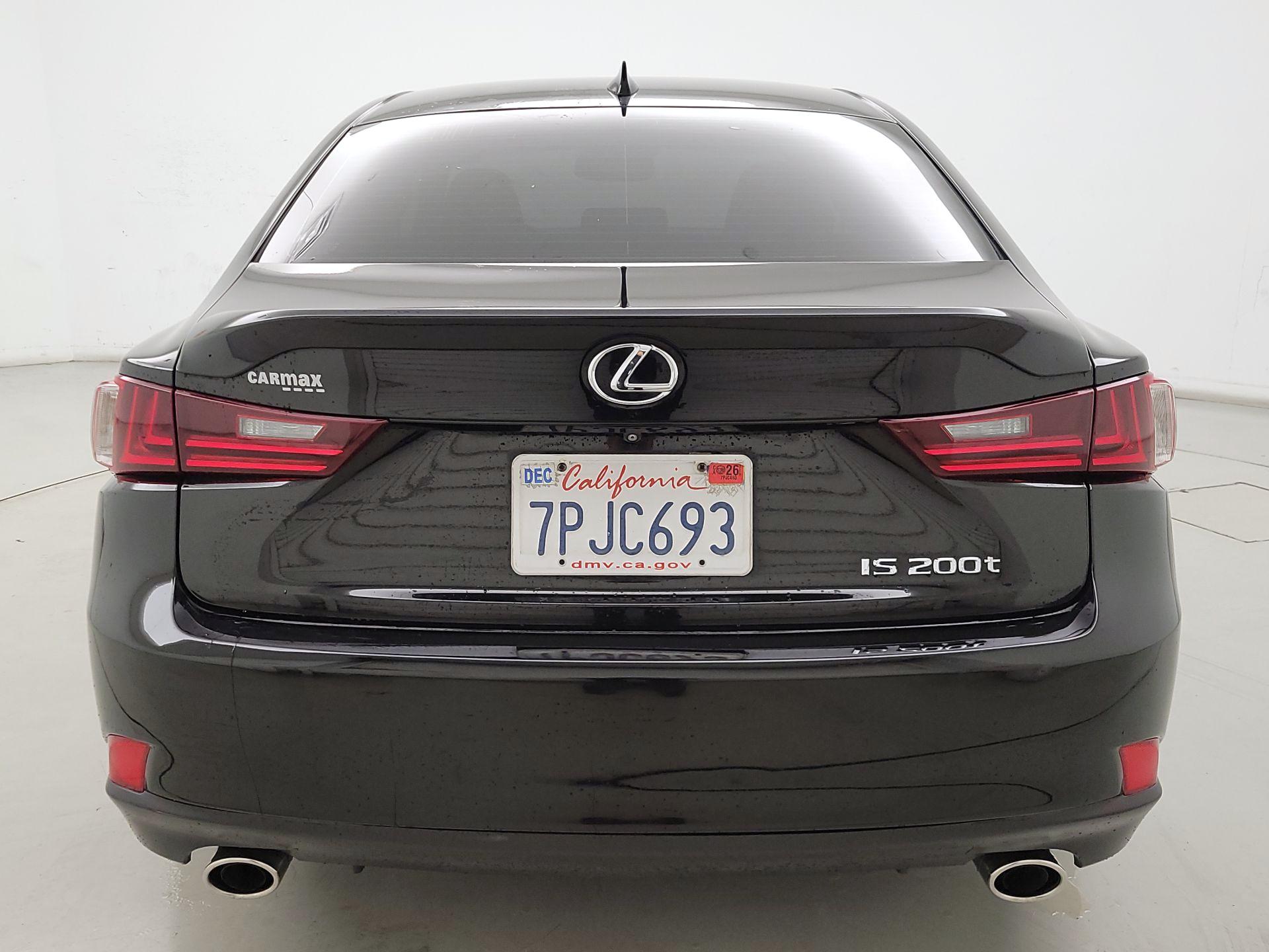 Thumbnail: 2016 Lexus IS - 6