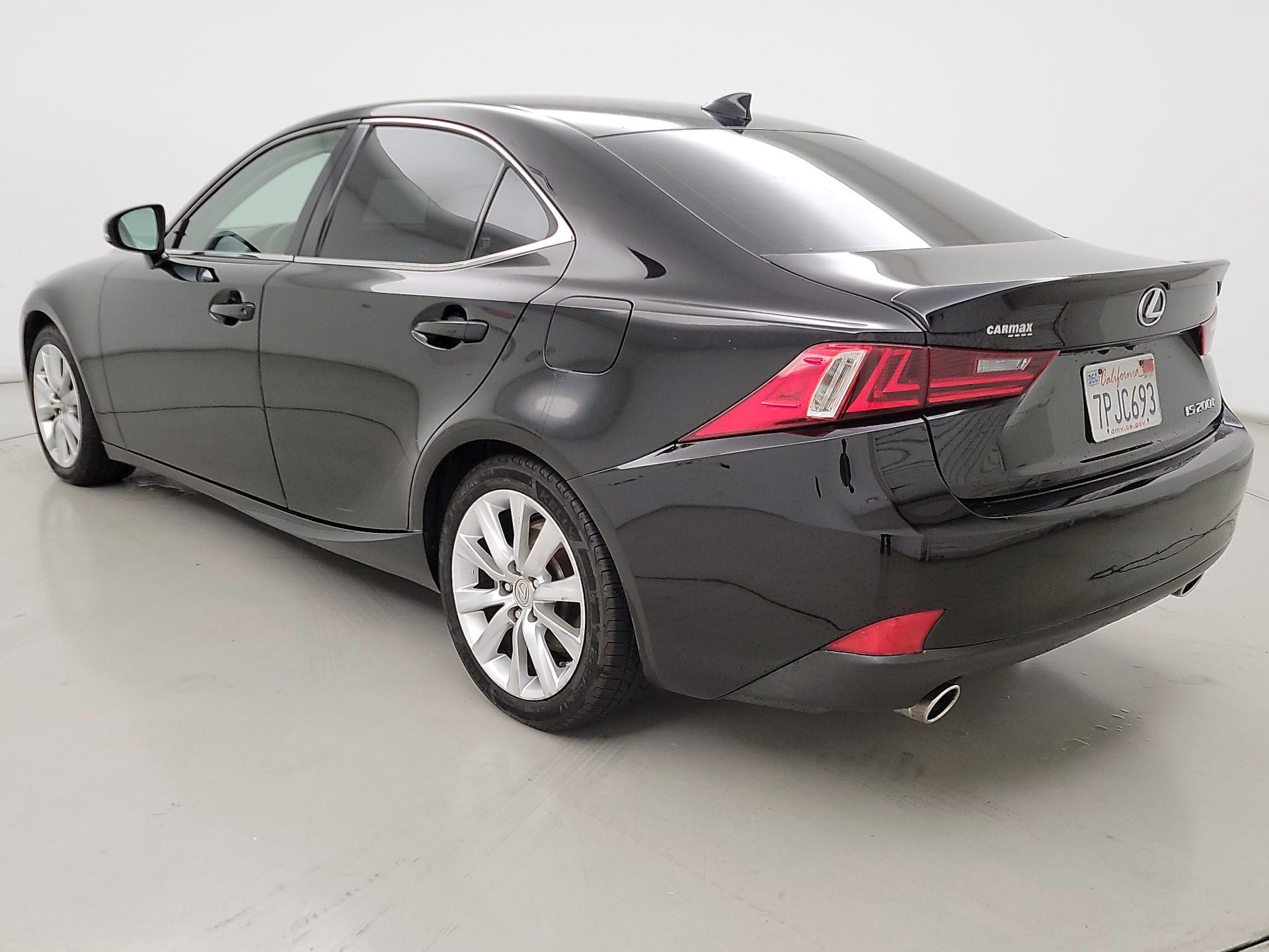 Thumbnail: 2016 Lexus IS - 7