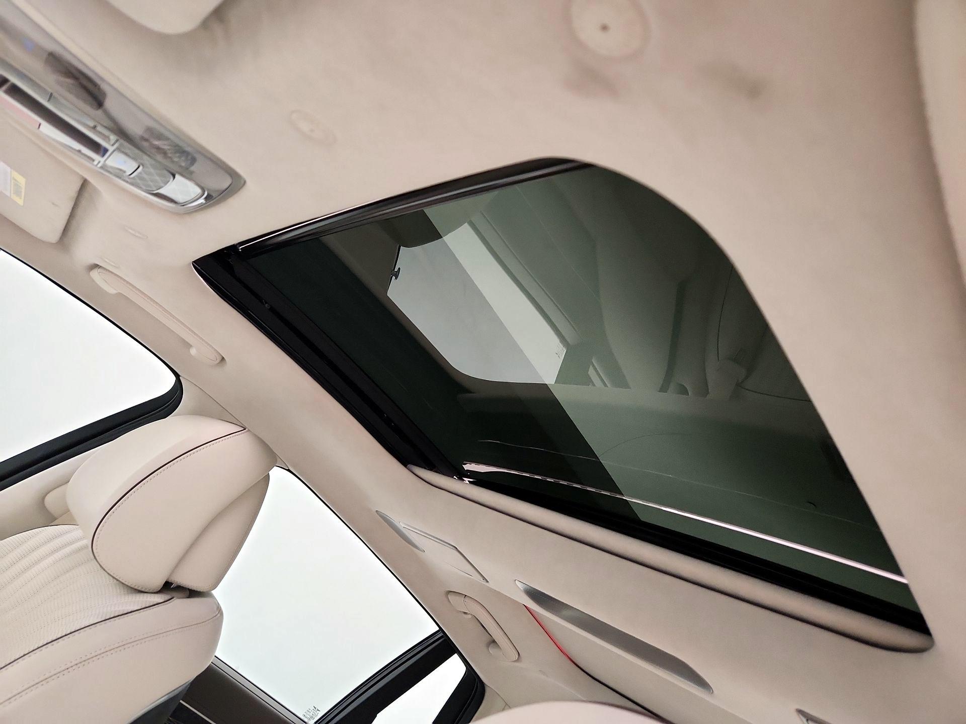 Thumbnail: 2025 Genesis G90 - 20