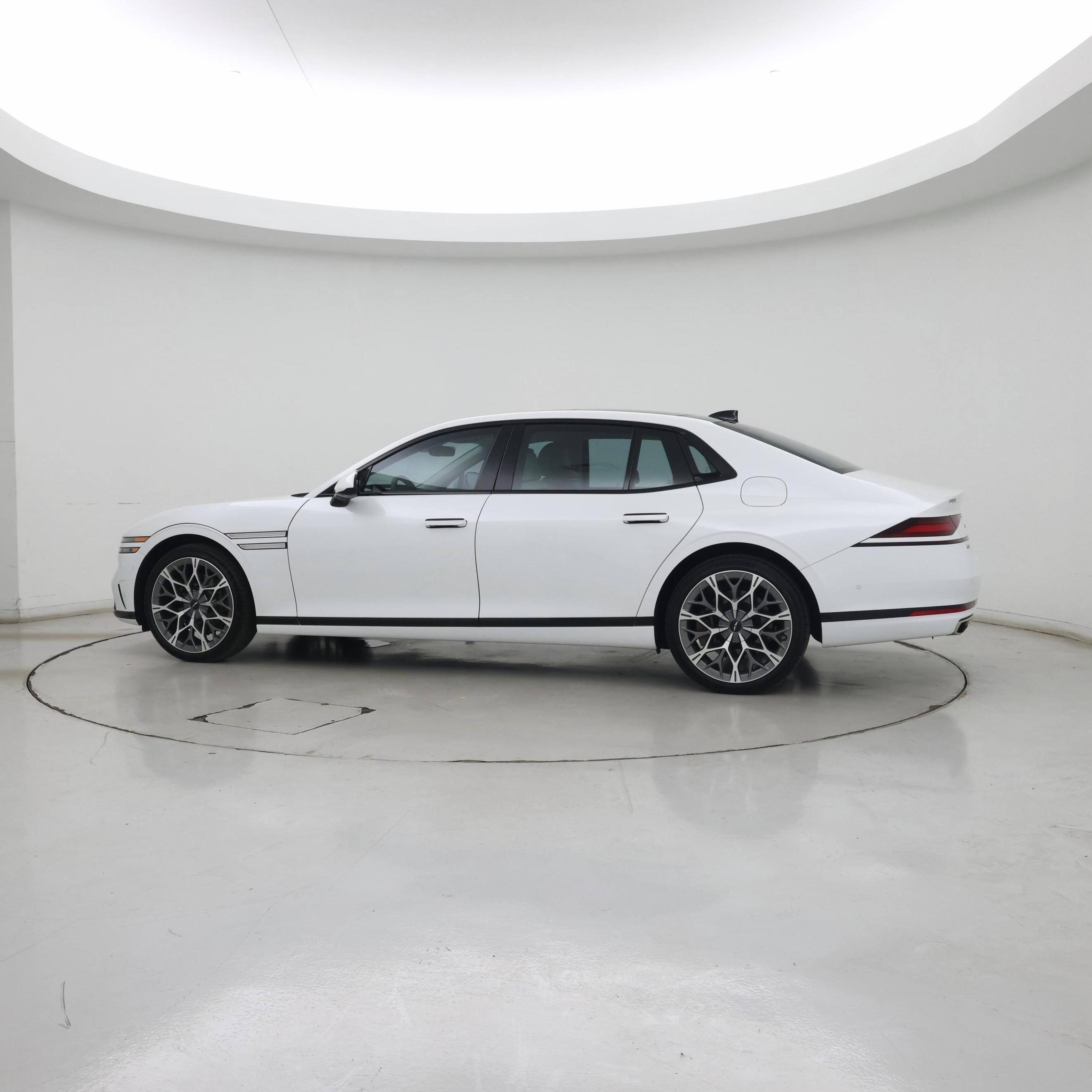 Thumbnail: 2025 Genesis G90 - 3