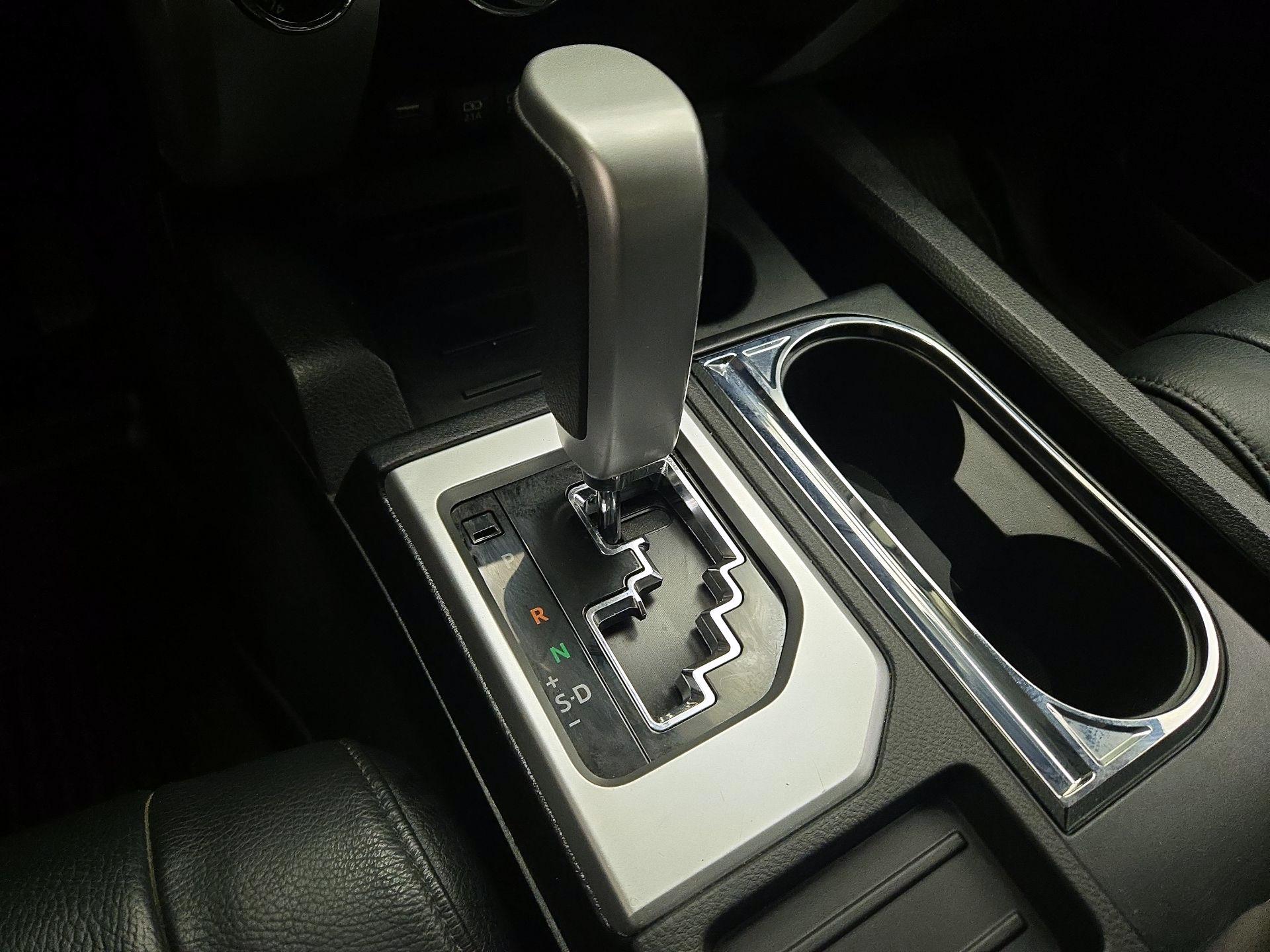Thumbnail: 2020 Toyota Tundra - 15