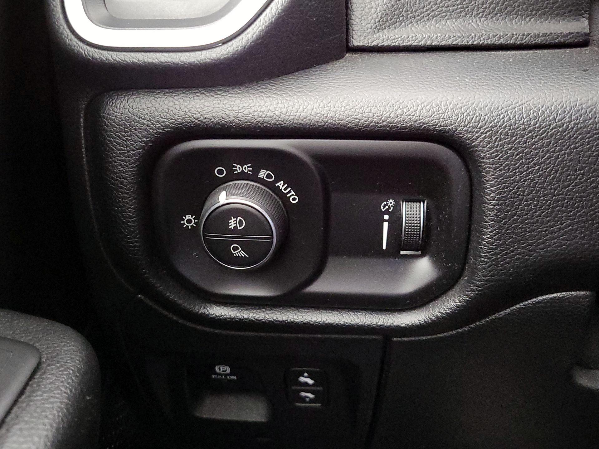 Thumbnail: 2021 RAM 1500 - 13