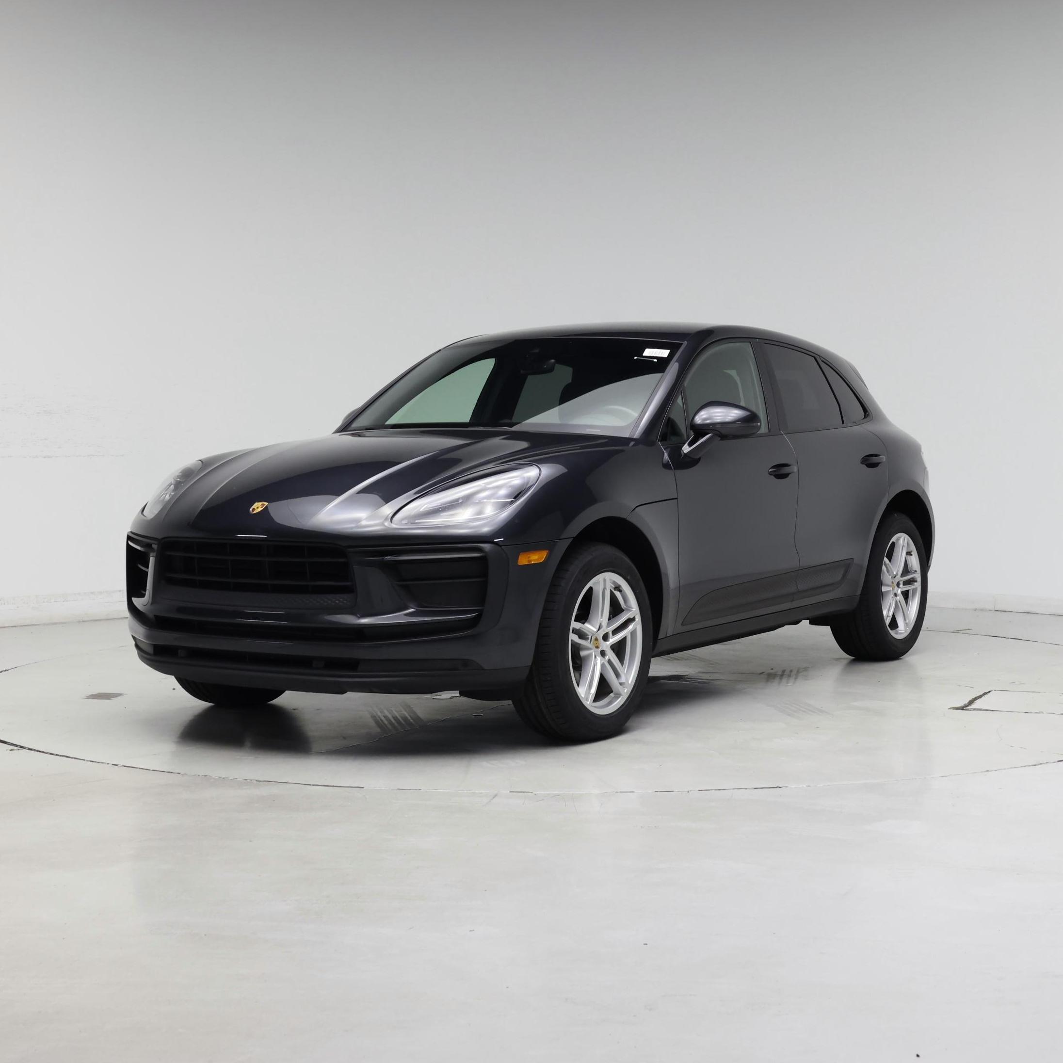 Thumbnail: 2022 Porsche Macan - 4