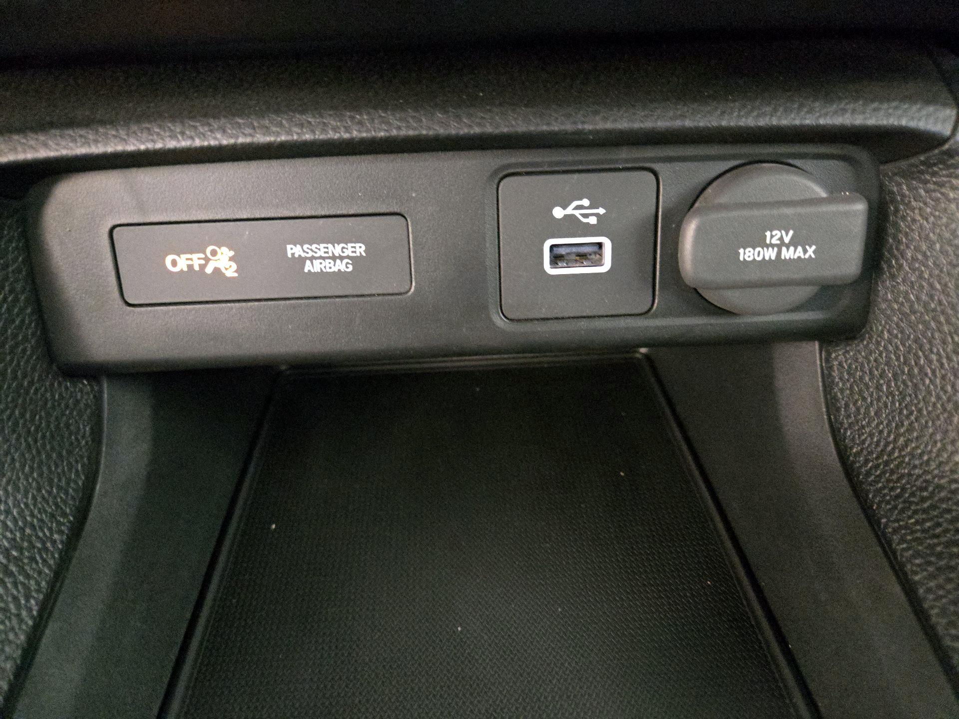 Thumbnail: 2024 Honda Civic - 18