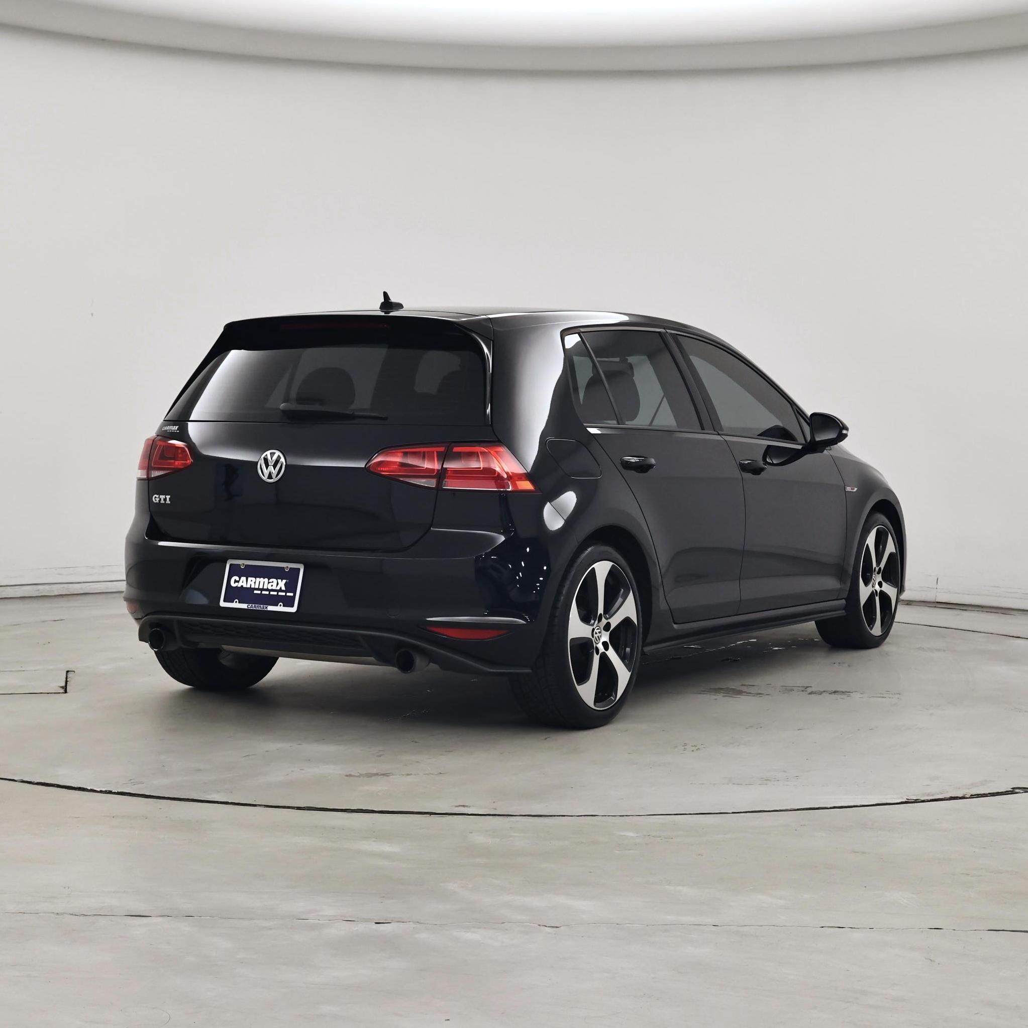 Thumbnail: 2017 Volkswagen Golf - 8