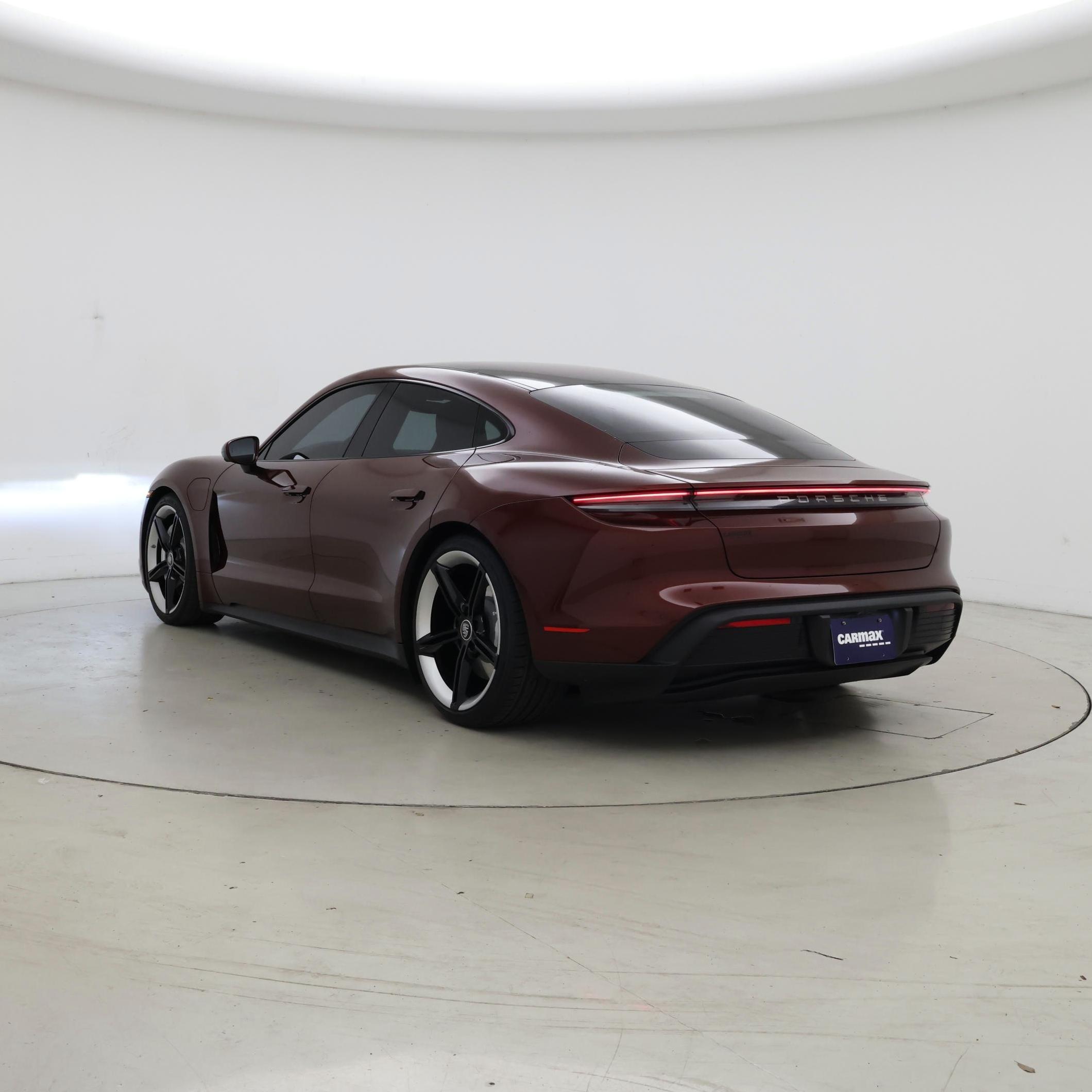 Thumbnail: 2021 Porsche Taycan - 2