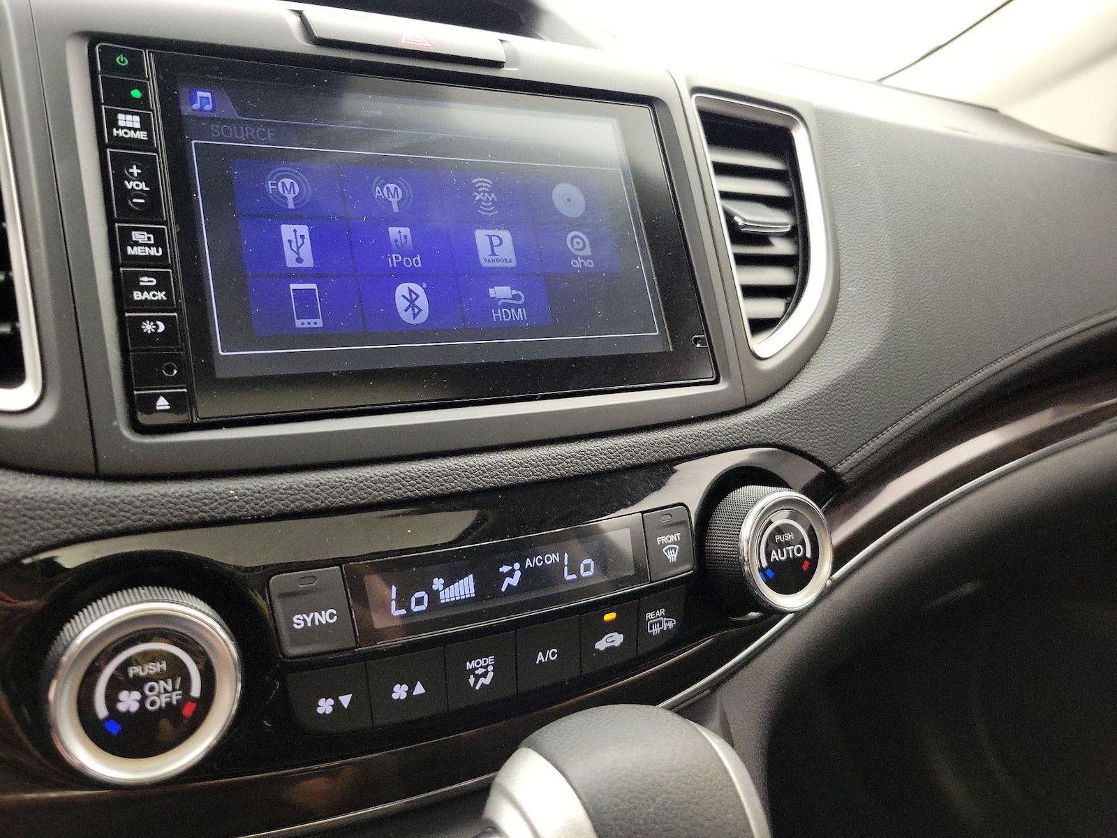2015 Honda CR-V Touring - Photo 17