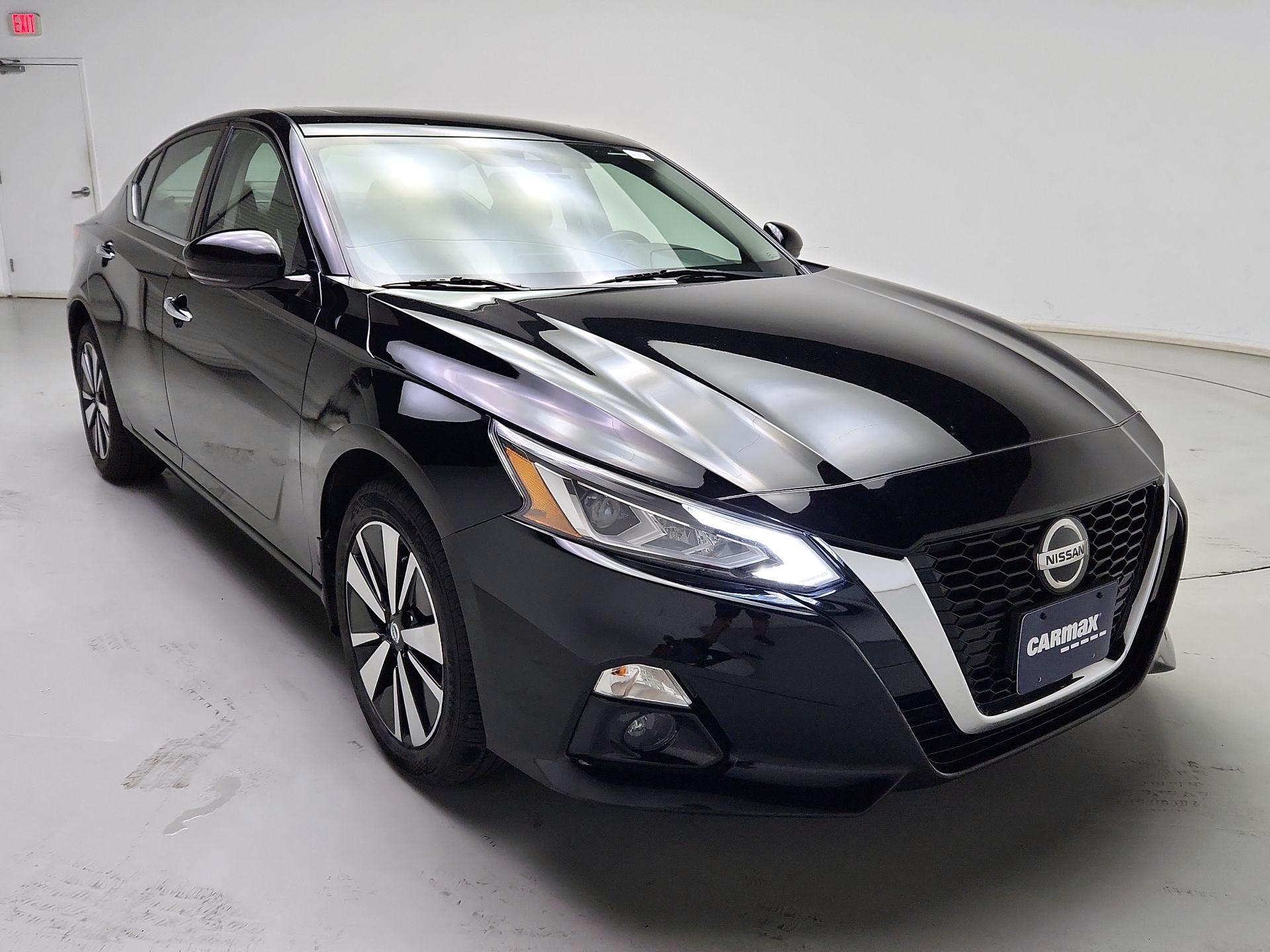 Thumbnail: 2020 Nissan Altima - 1