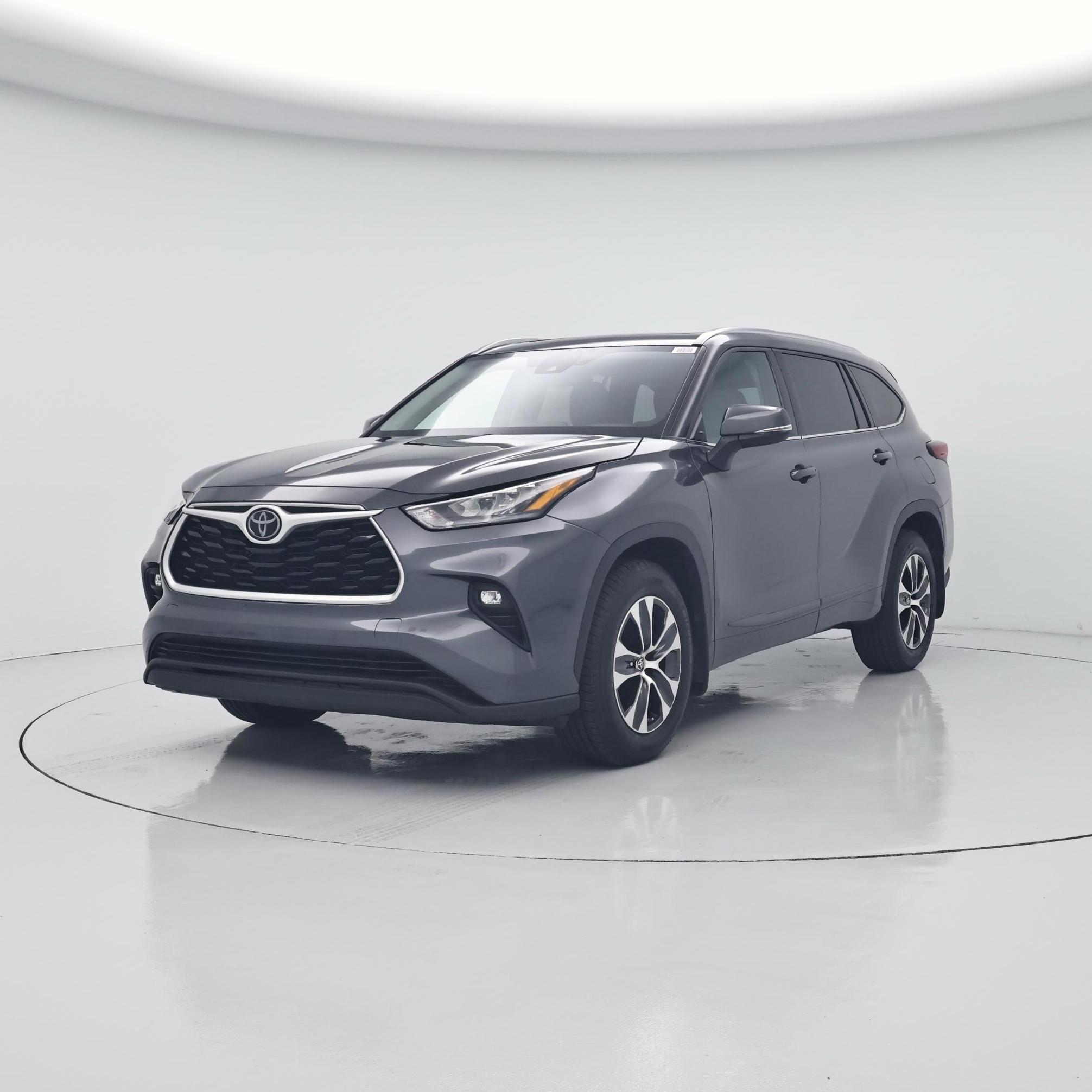 Thumbnail: 2020 Toyota Highlander - 4