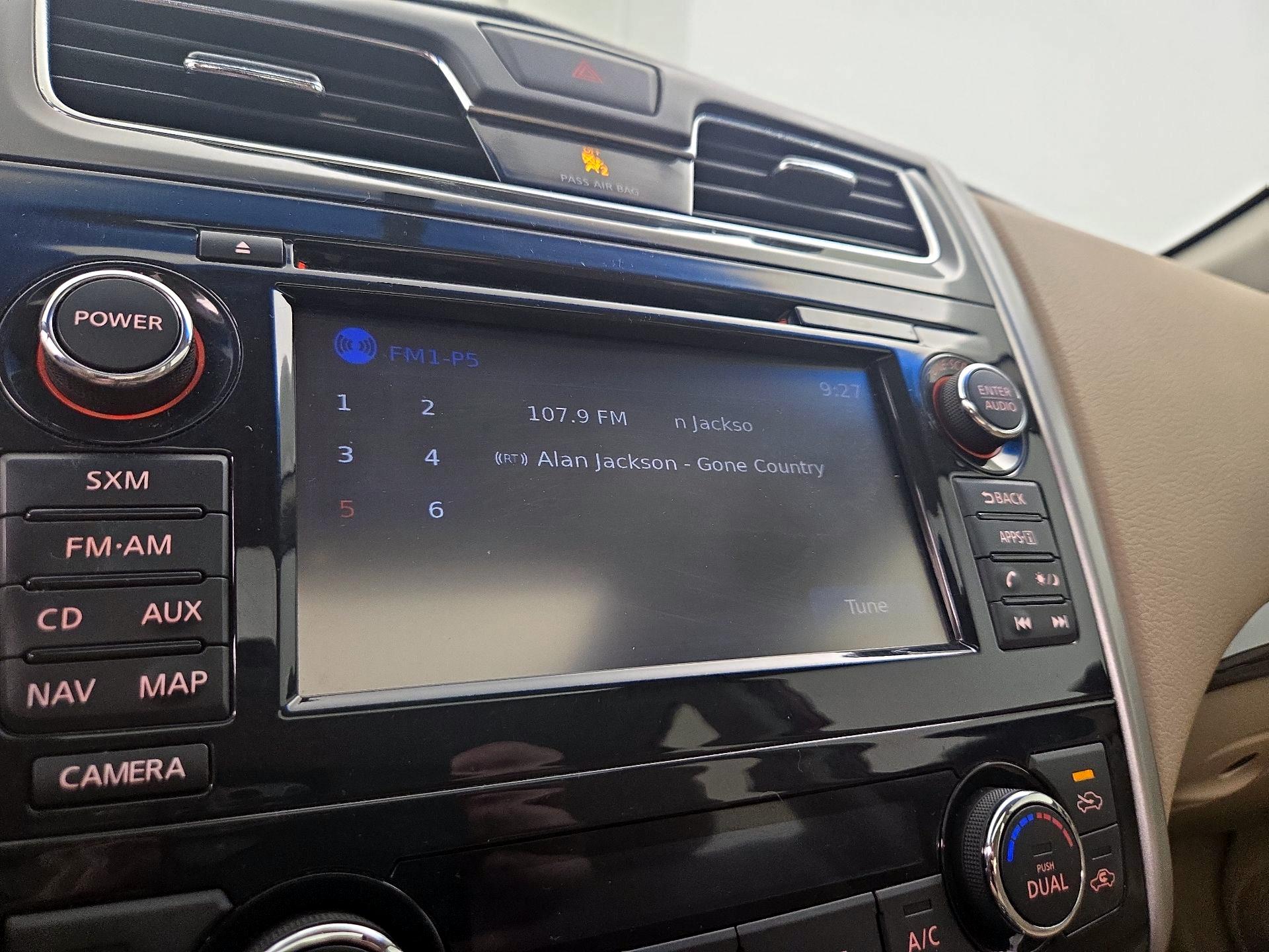 Thumbnail: 2014 Nissan Altima - 15
