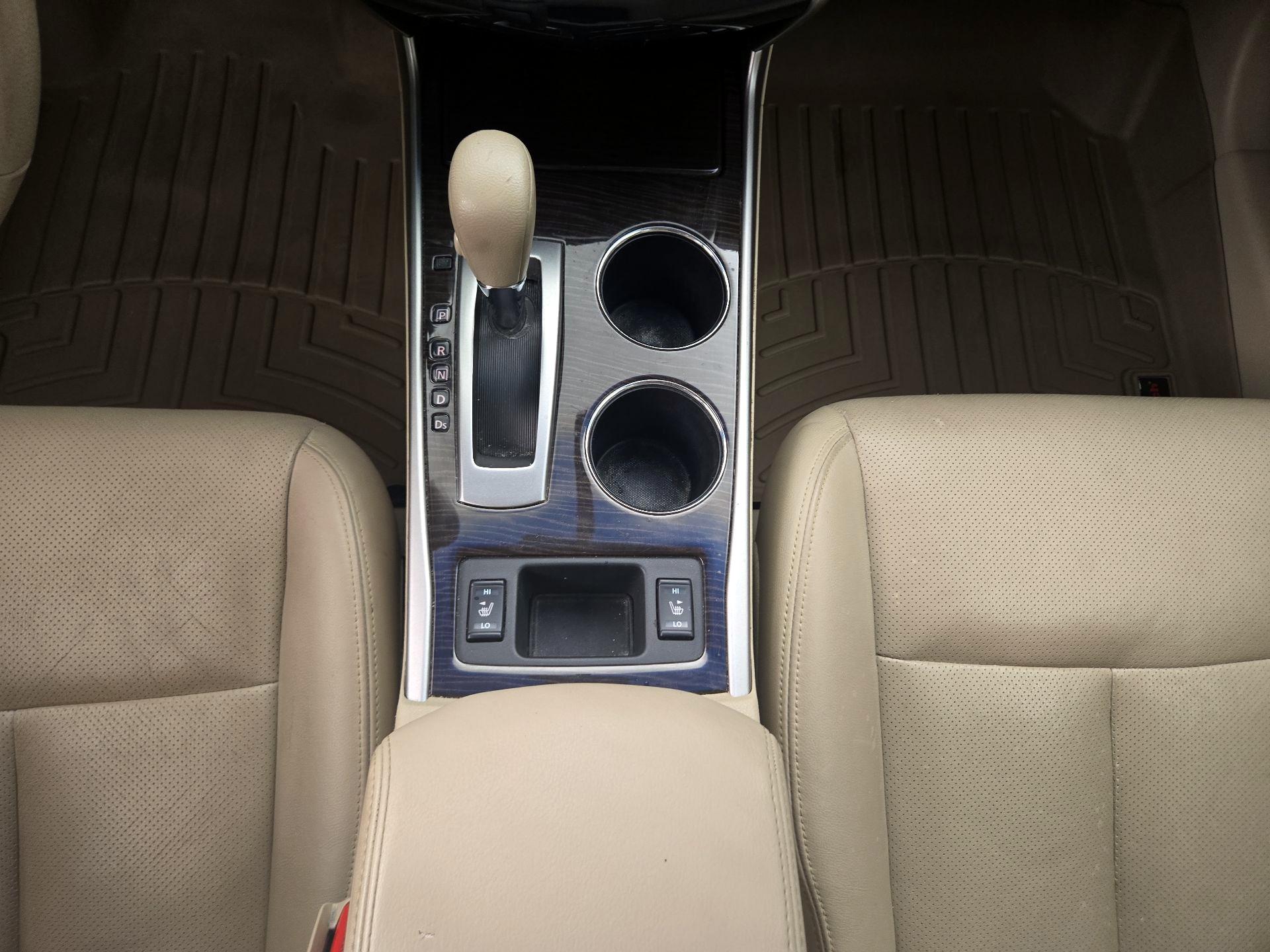 Thumbnail: 2014 Nissan Altima - 17