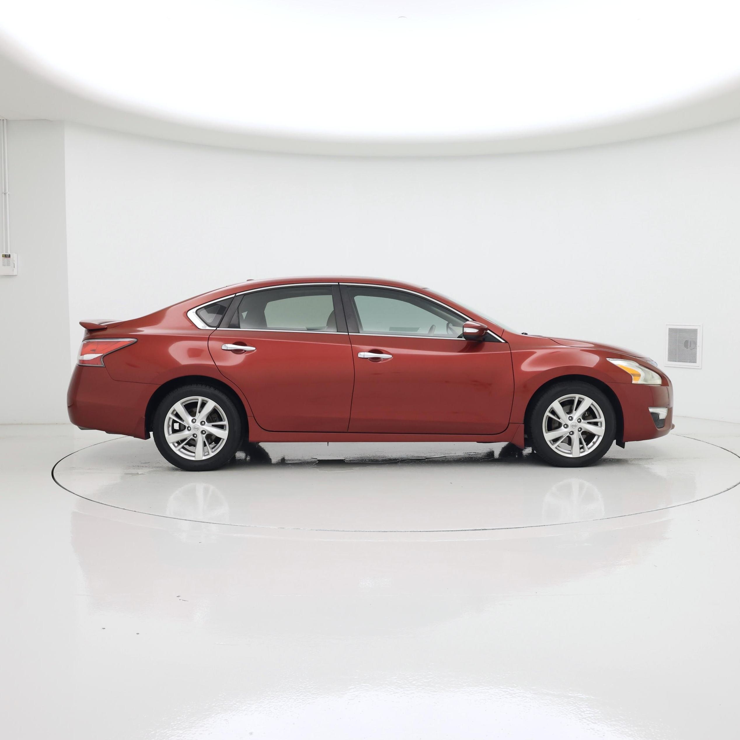 Thumbnail: 2014 Nissan Altima - 7