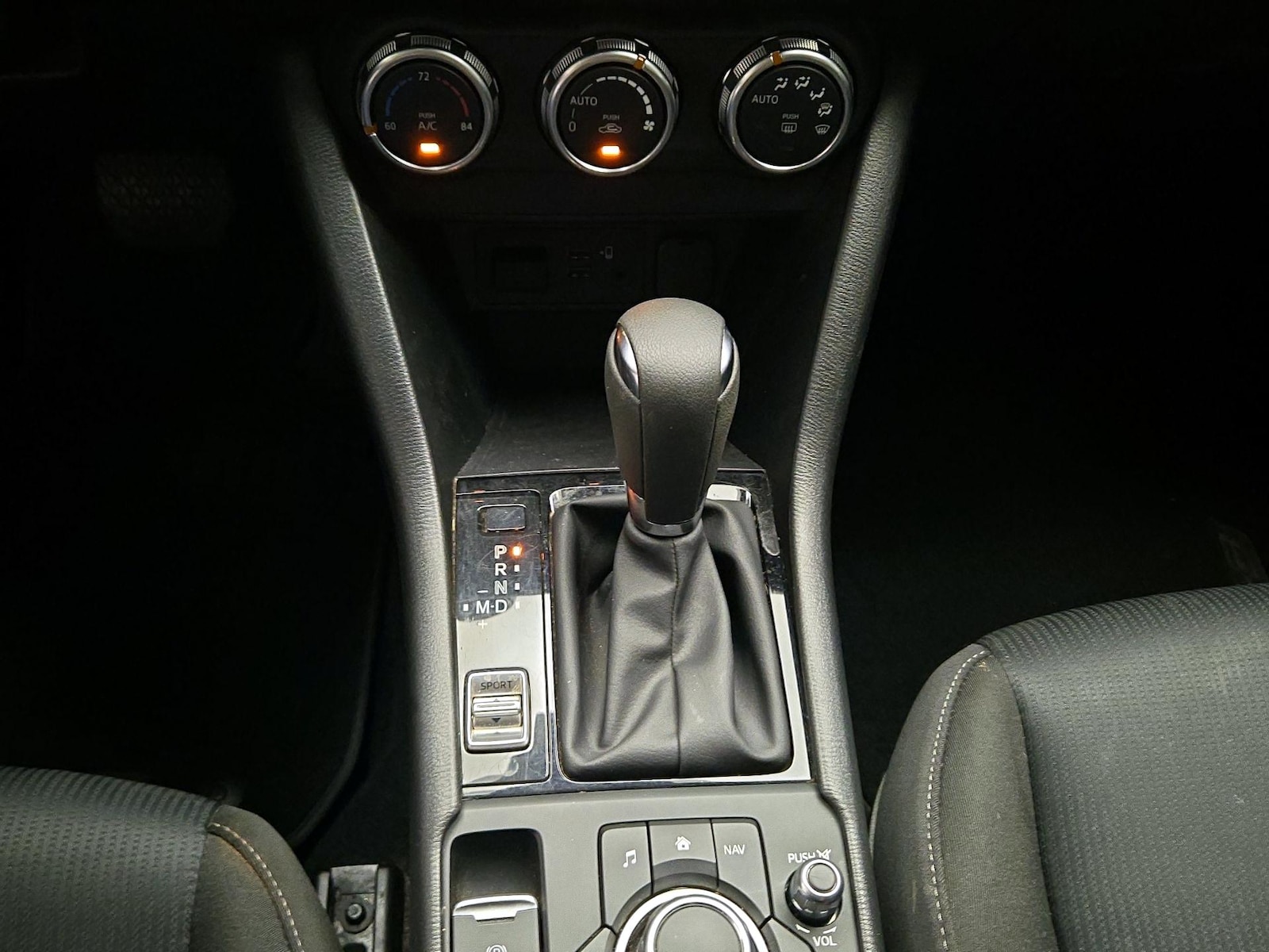 2020 Mazda CX-3 Sport - Photo 16