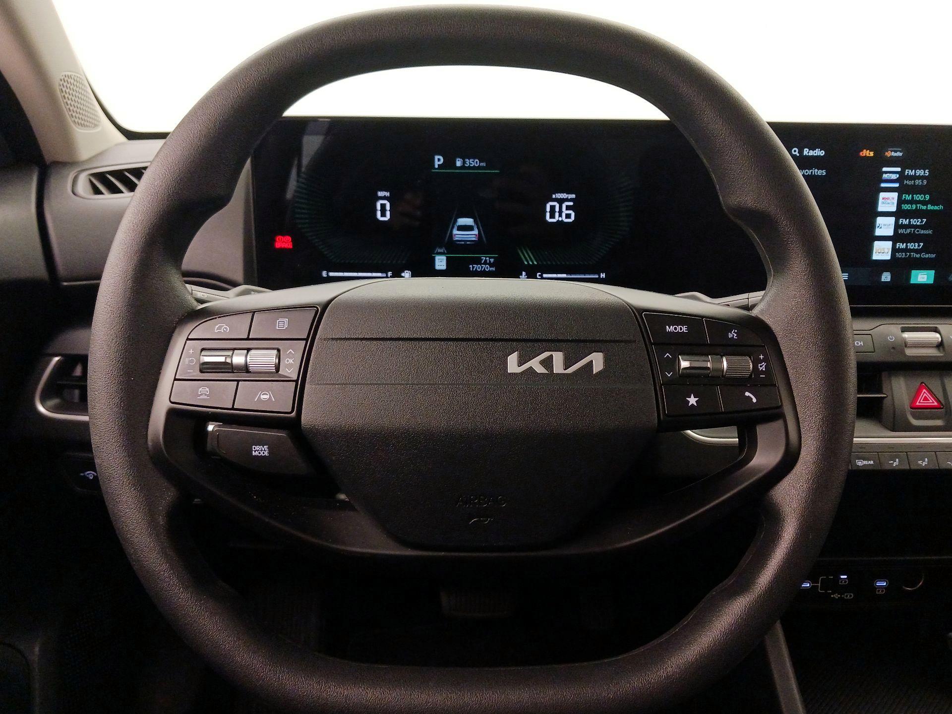 Thumbnail: 2025 Kia K4 - 10