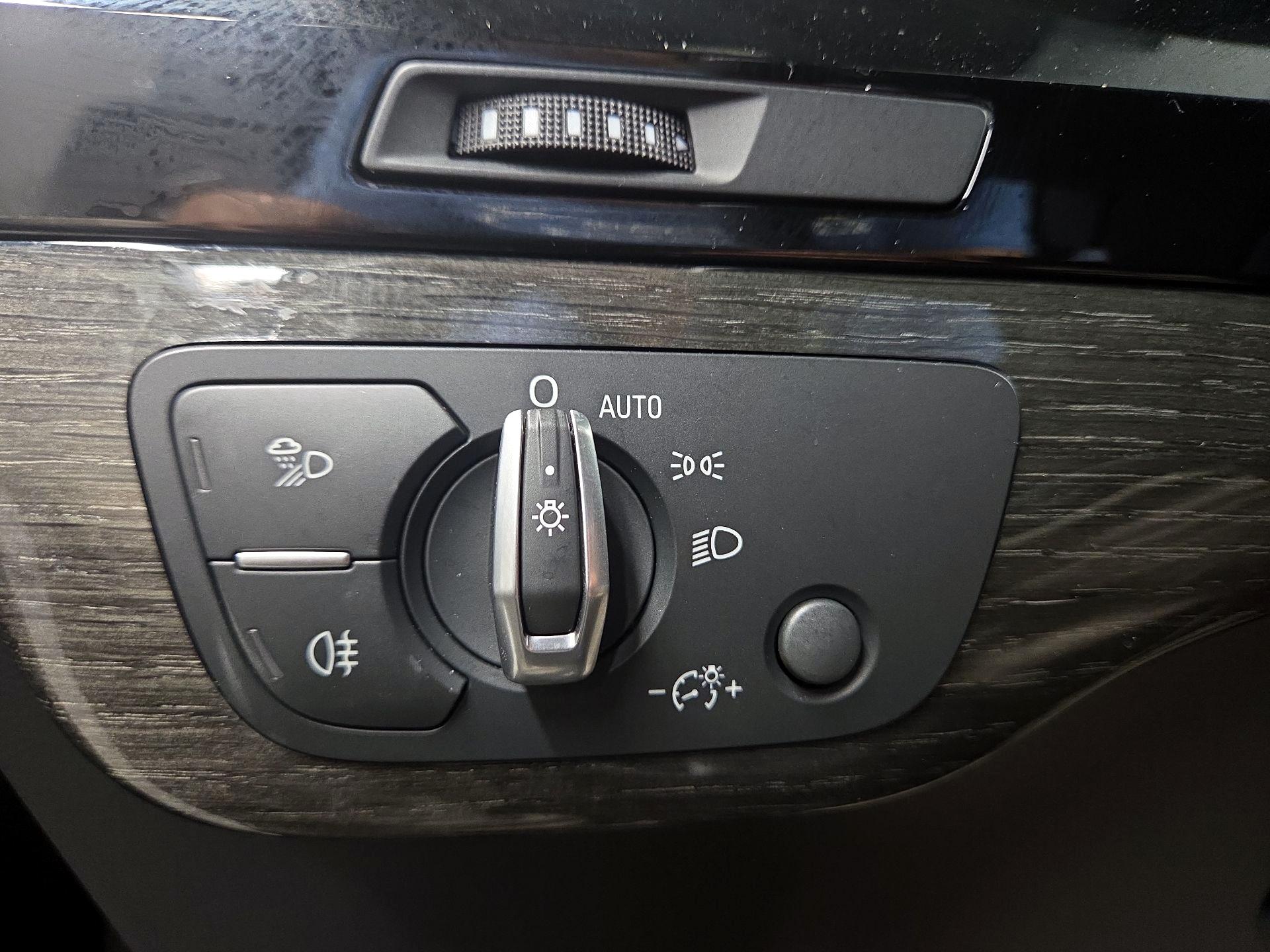 Thumbnail: 2019 Audi Q7 - 11