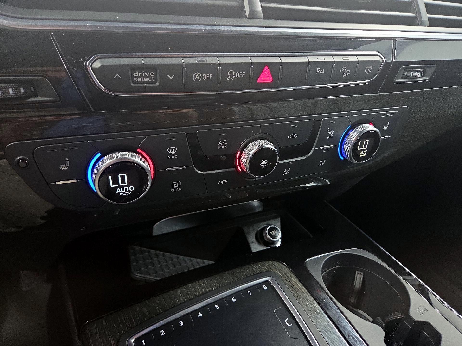 Thumbnail: 2019 Audi Q7 - 15