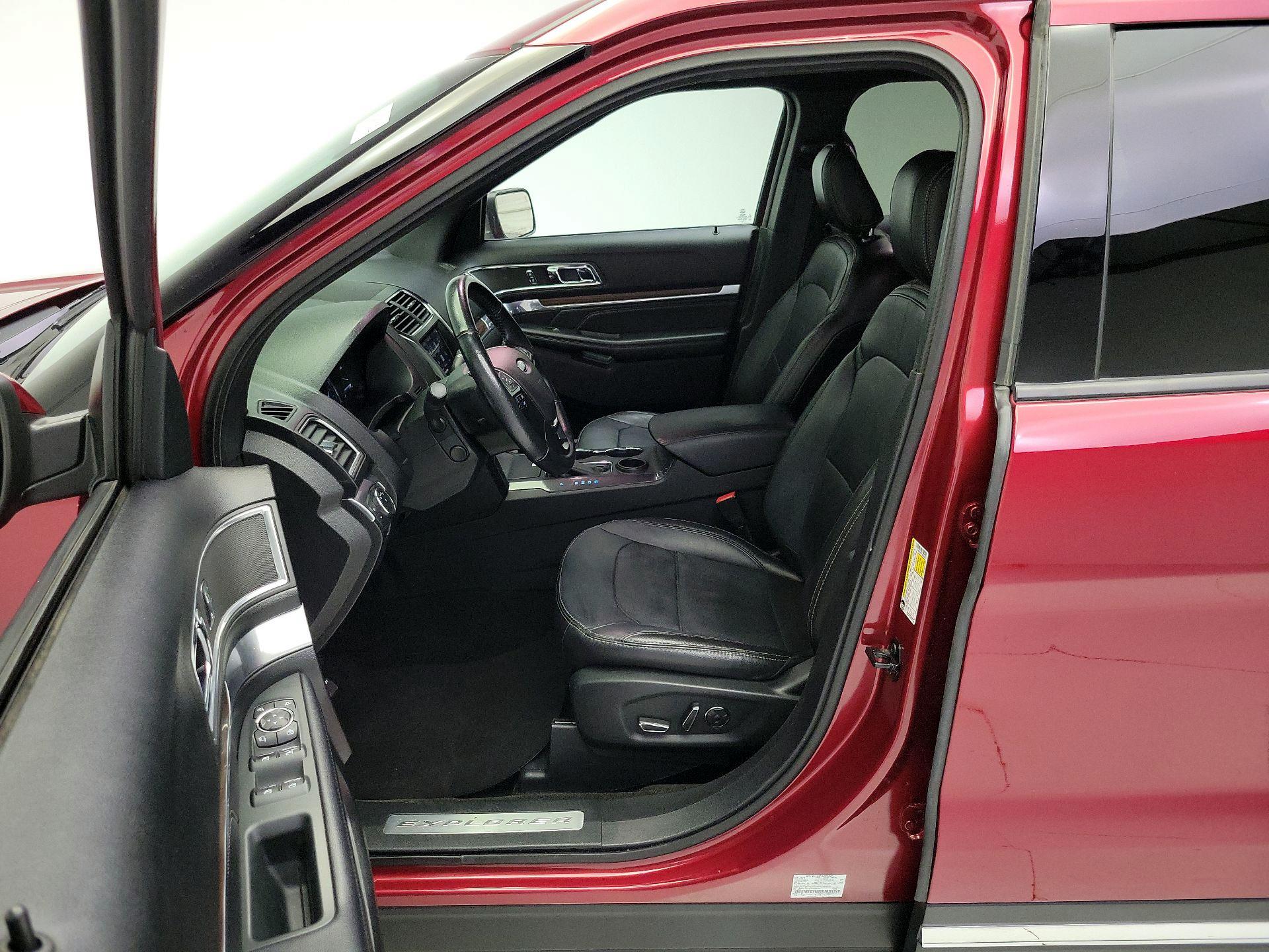 Thumbnail: 2018 Ford Explorer - 11