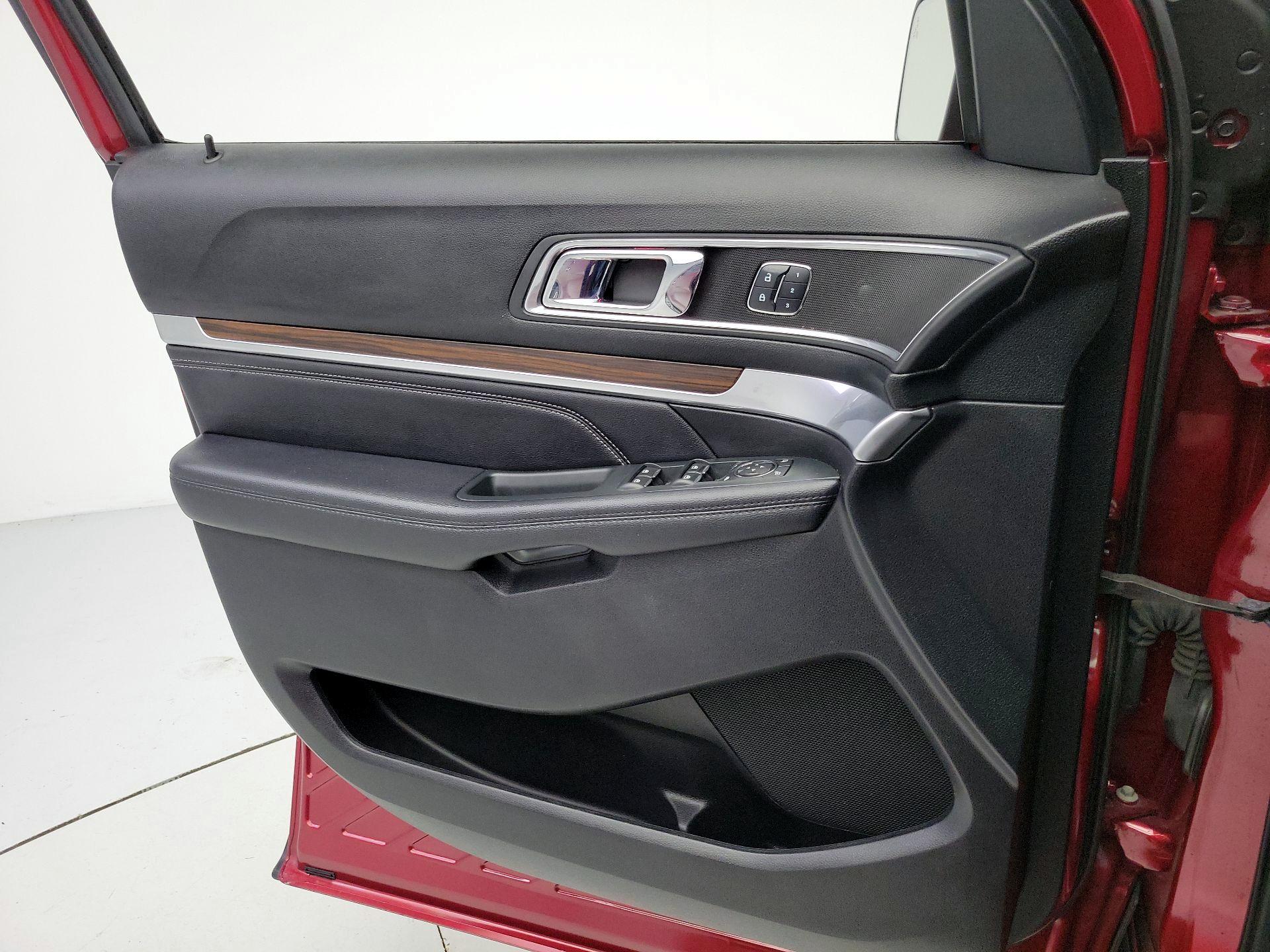 Thumbnail: 2018 Ford Explorer - 12