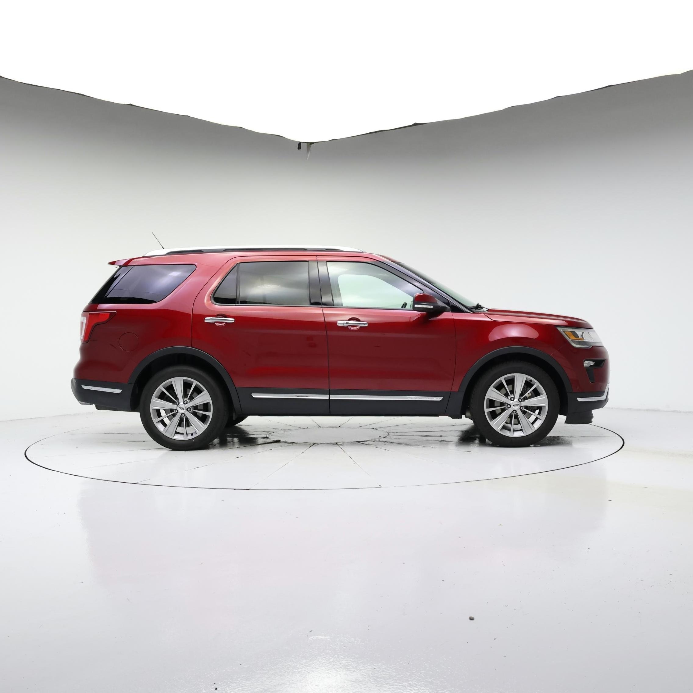 Thumbnail: 2018 Ford Explorer - 7