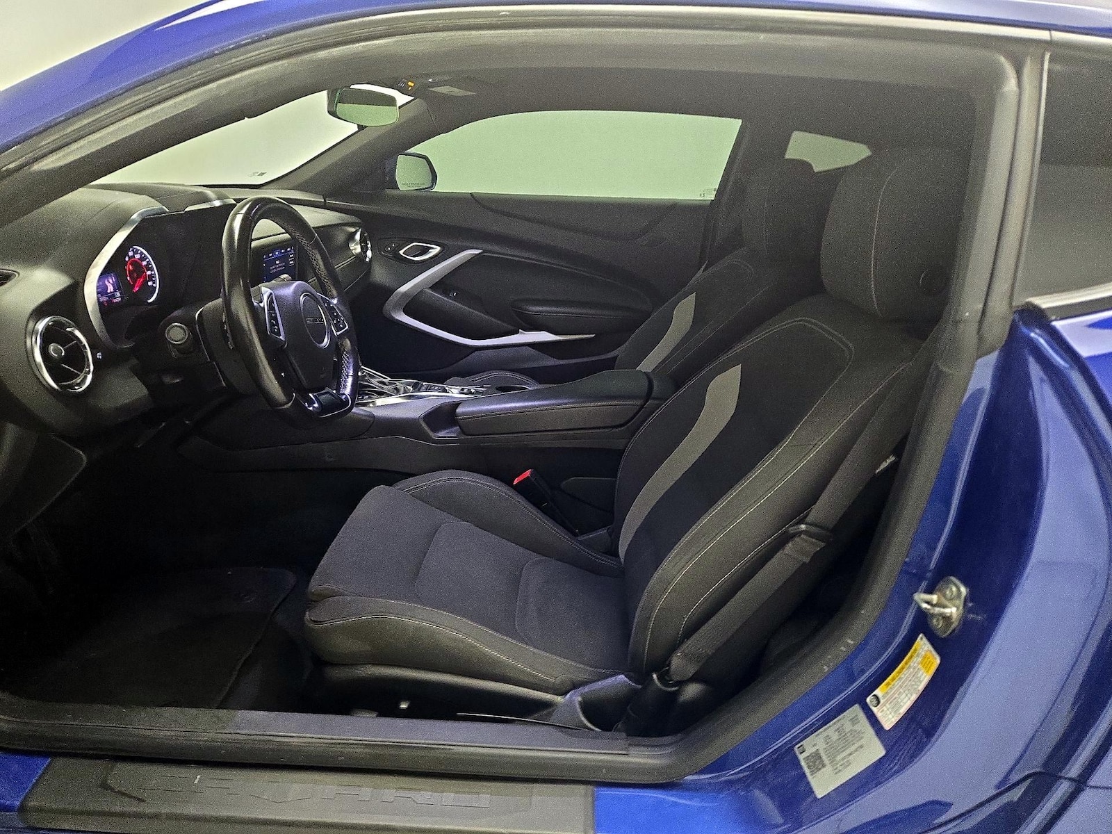 Power Seat(s) & Side Airbags