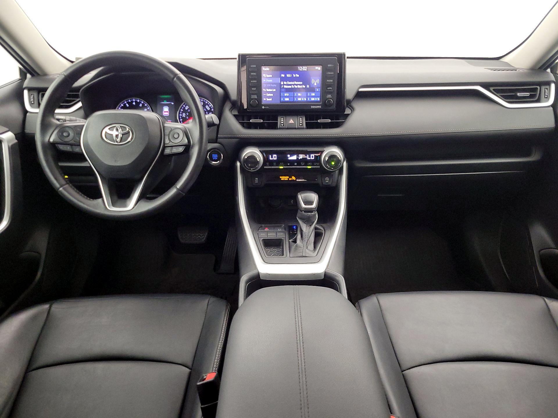 Thumbnail: 2021 Toyota RAV4 - 9