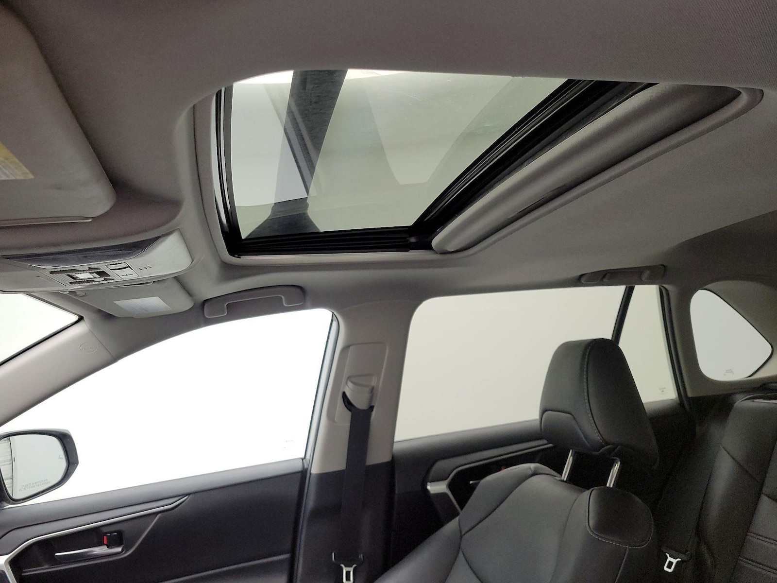 2021 Toyota RAV4 XLE Premium - Photo 20