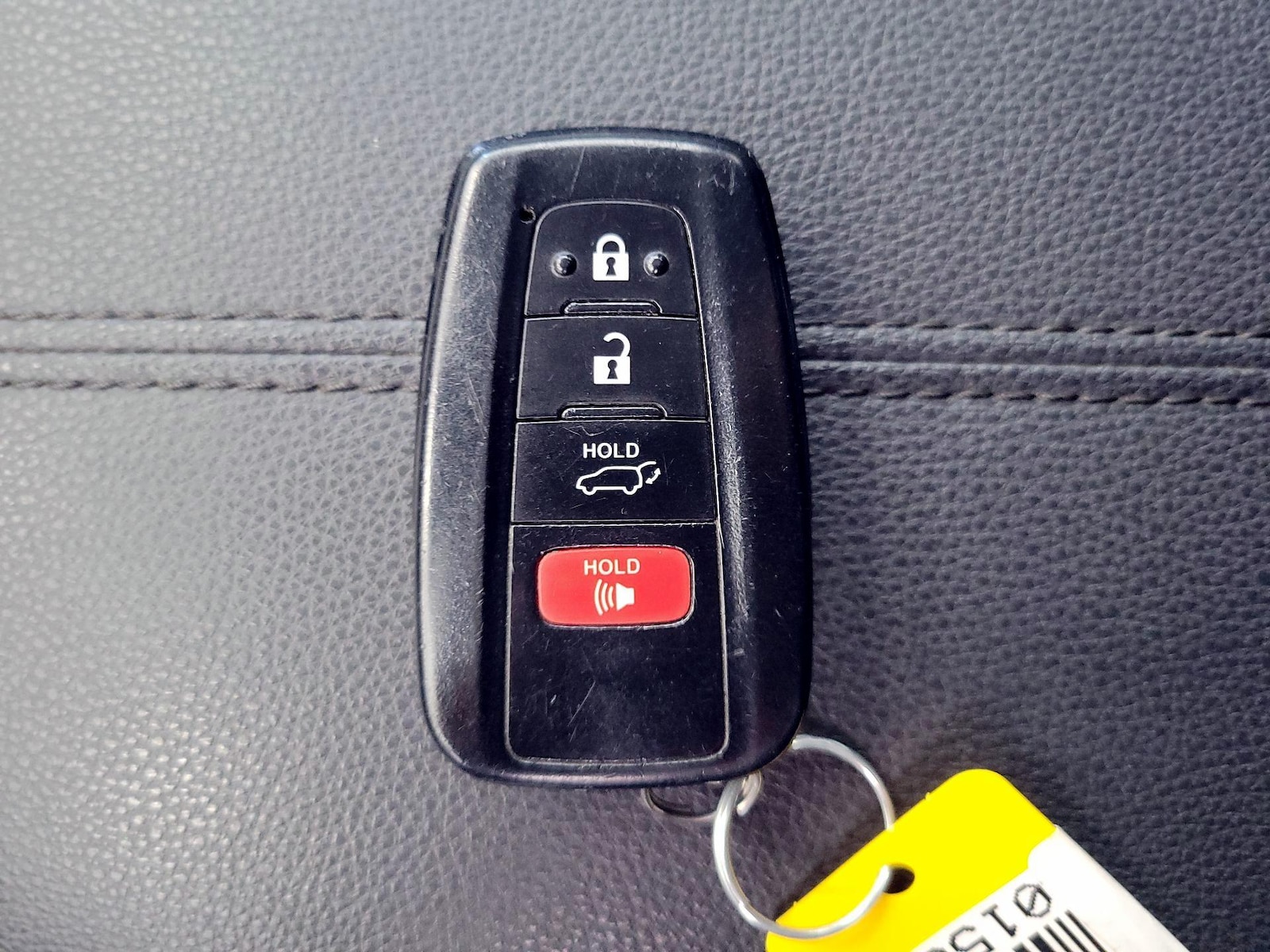 2021 Toyota RAV4 XLE Premium - Photo 24