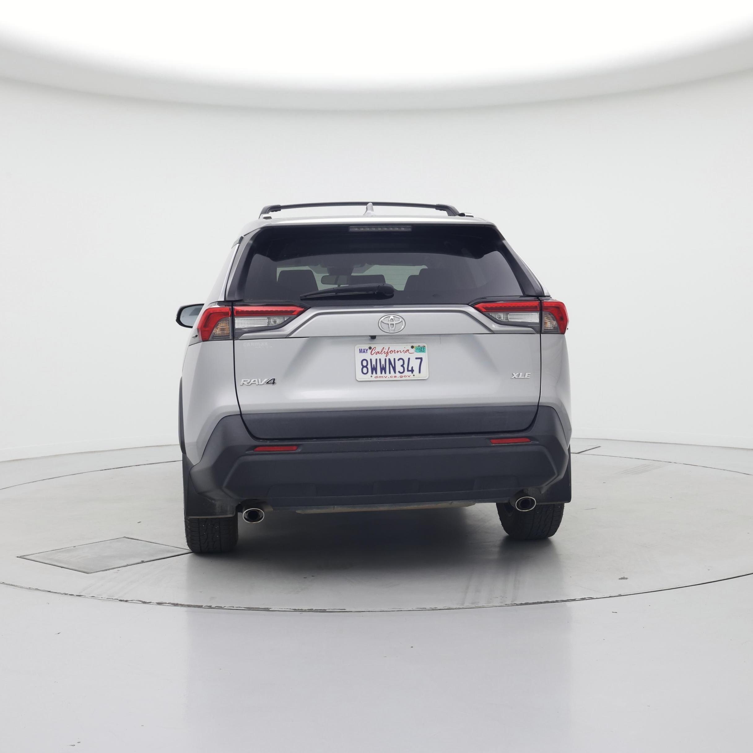 Thumbnail: 2021 Toyota RAV4 - 6