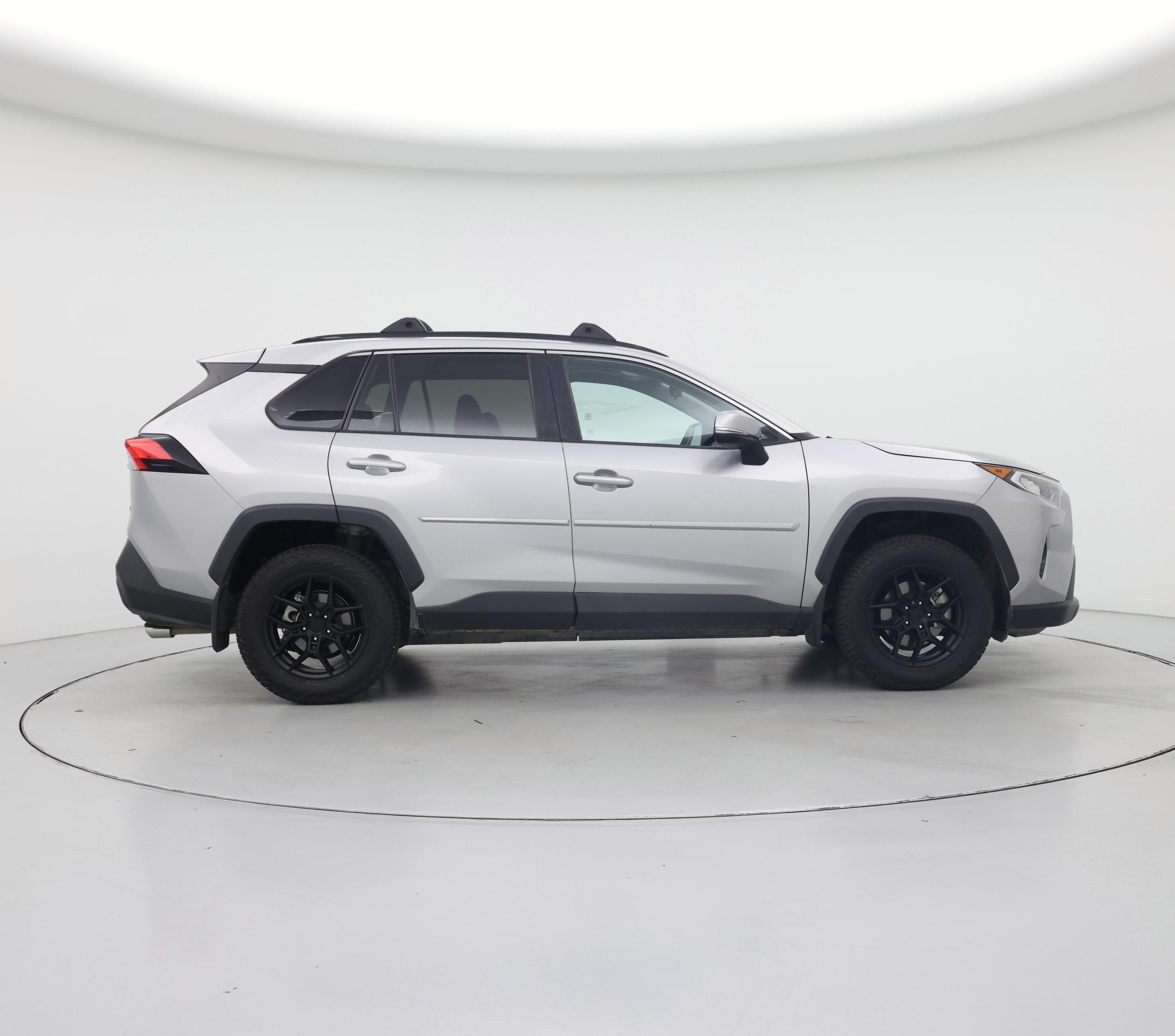 Thumbnail: 2021 Toyota RAV4 - 7