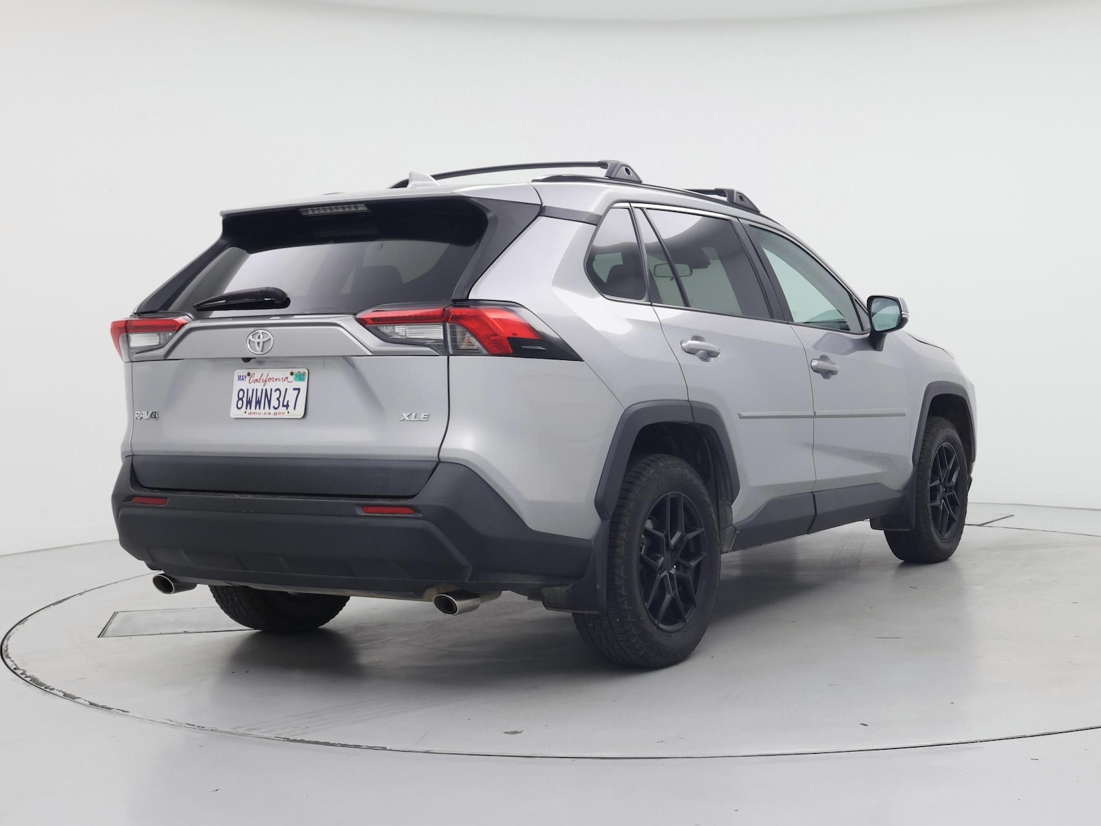 2021 Toyota RAV4 XLE Premium - Photo 9