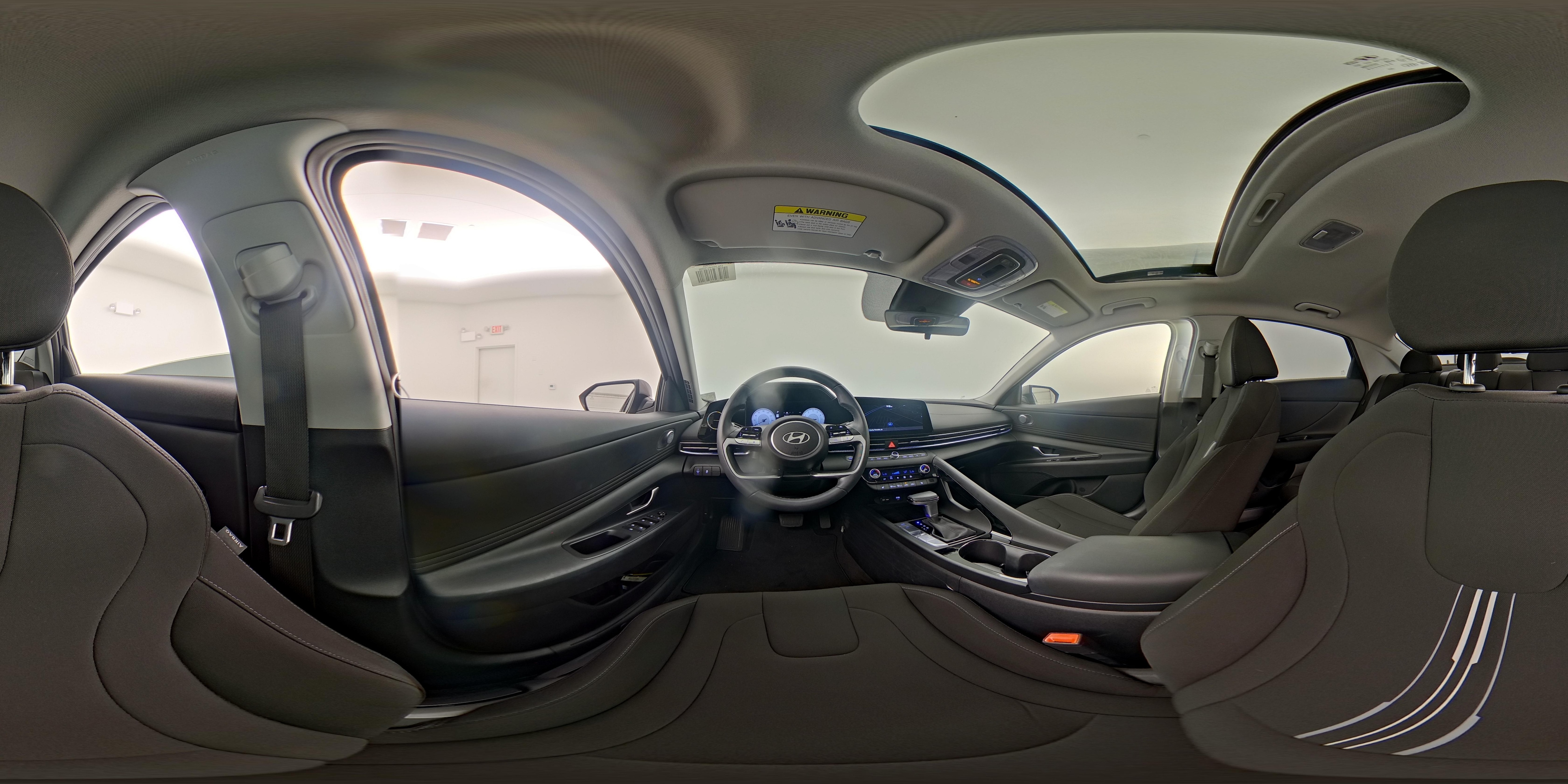 2024 Hyundai Elantra SEL - Photo 28