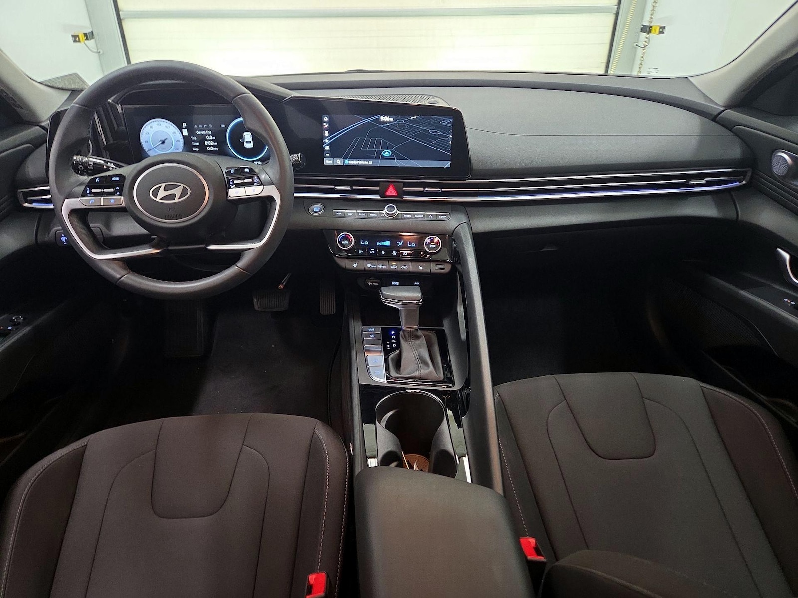 2024 Hyundai Elantra SEL - Photo 10