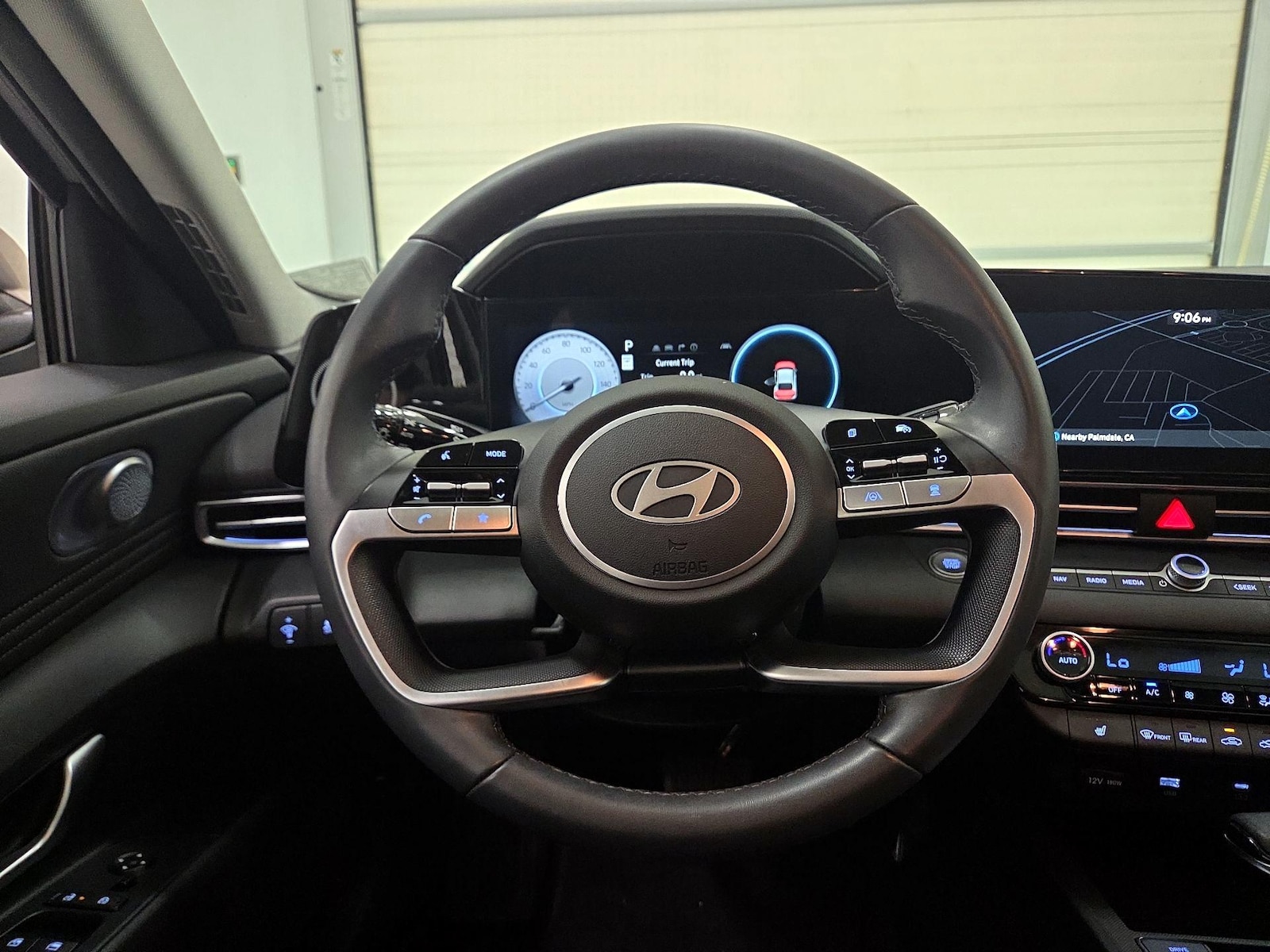 2024 Hyundai Elantra SEL - Photo 11
