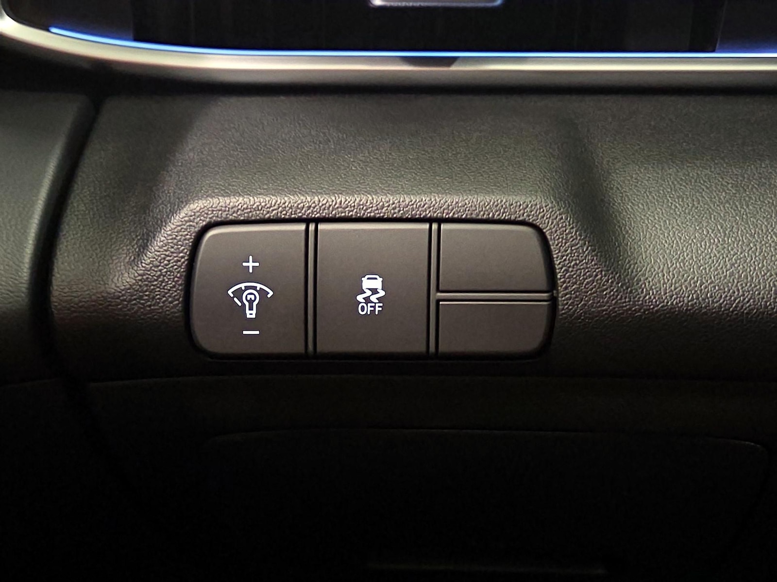2024 Hyundai Elantra SEL - Photo 14