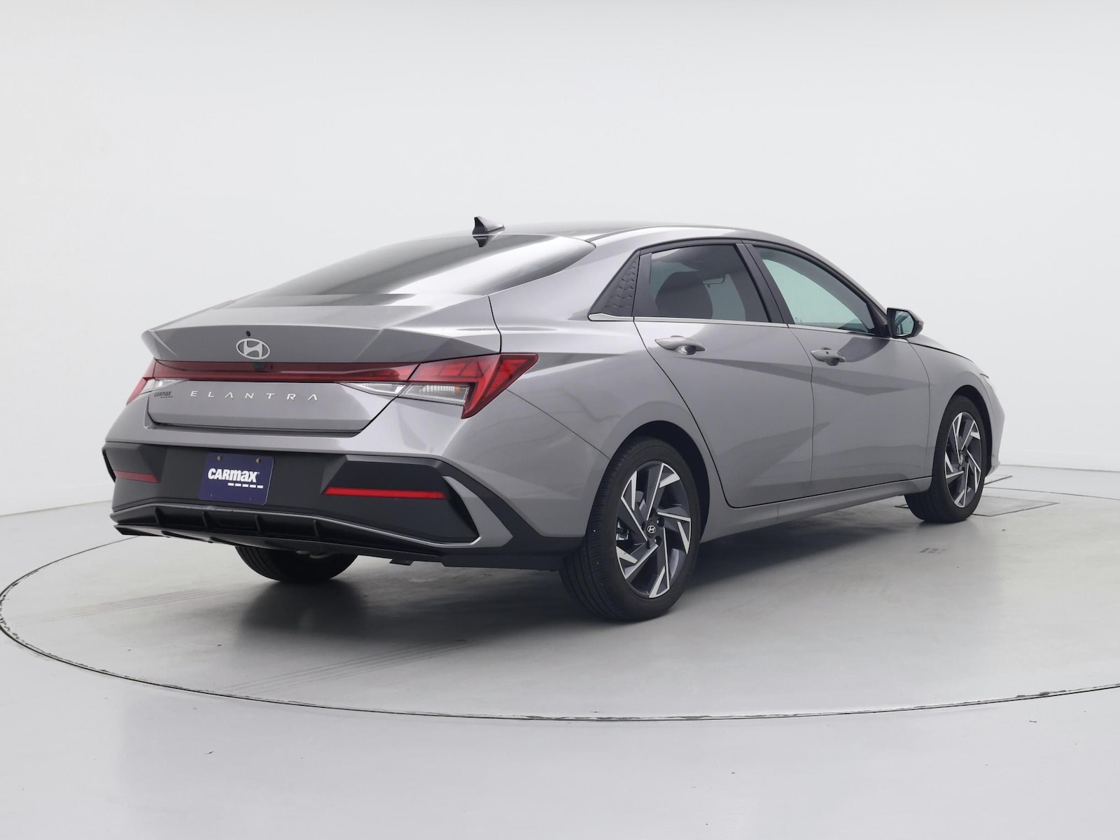 2024 Hyundai Elantra SEL - Photo 9