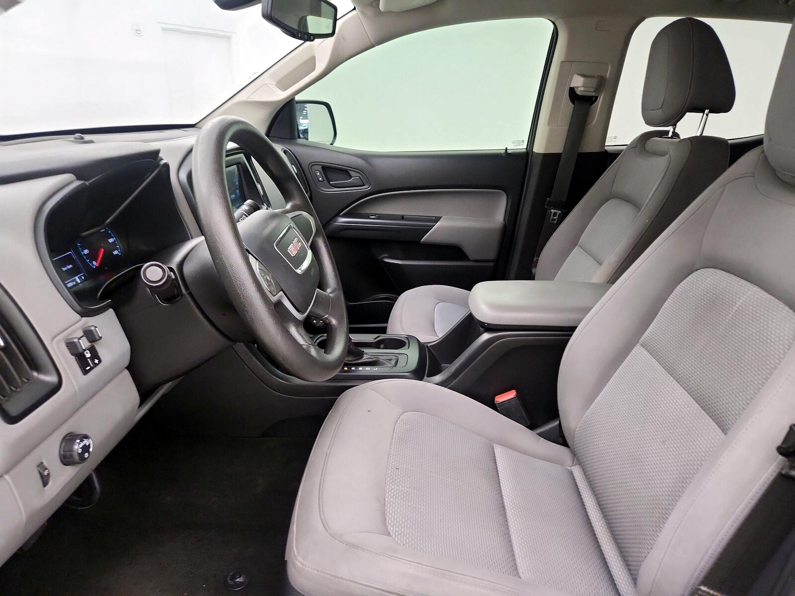 Power Seat(s) & Side Airbags
