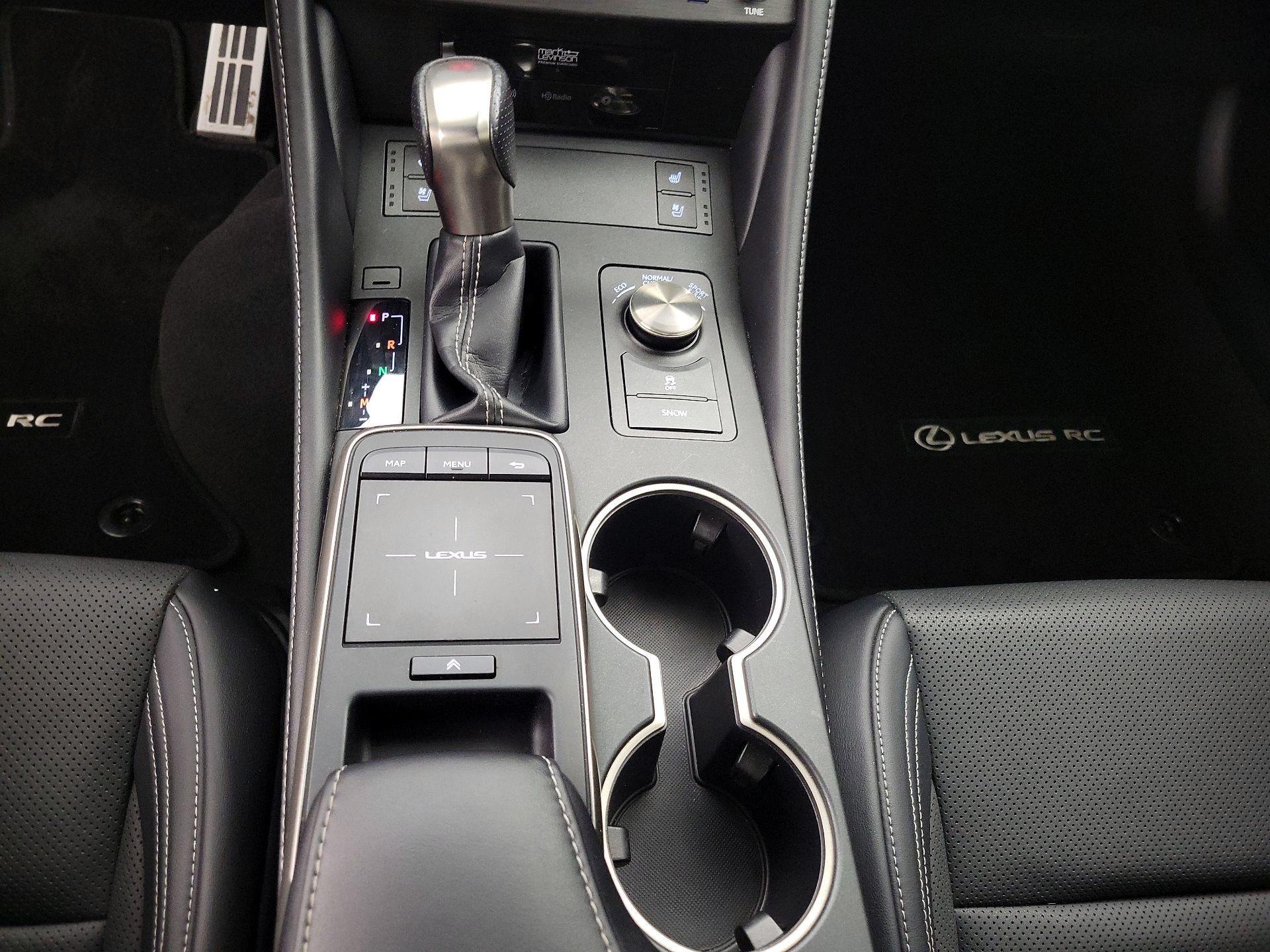 Thumbnail: 2020 Lexus RC - 18
