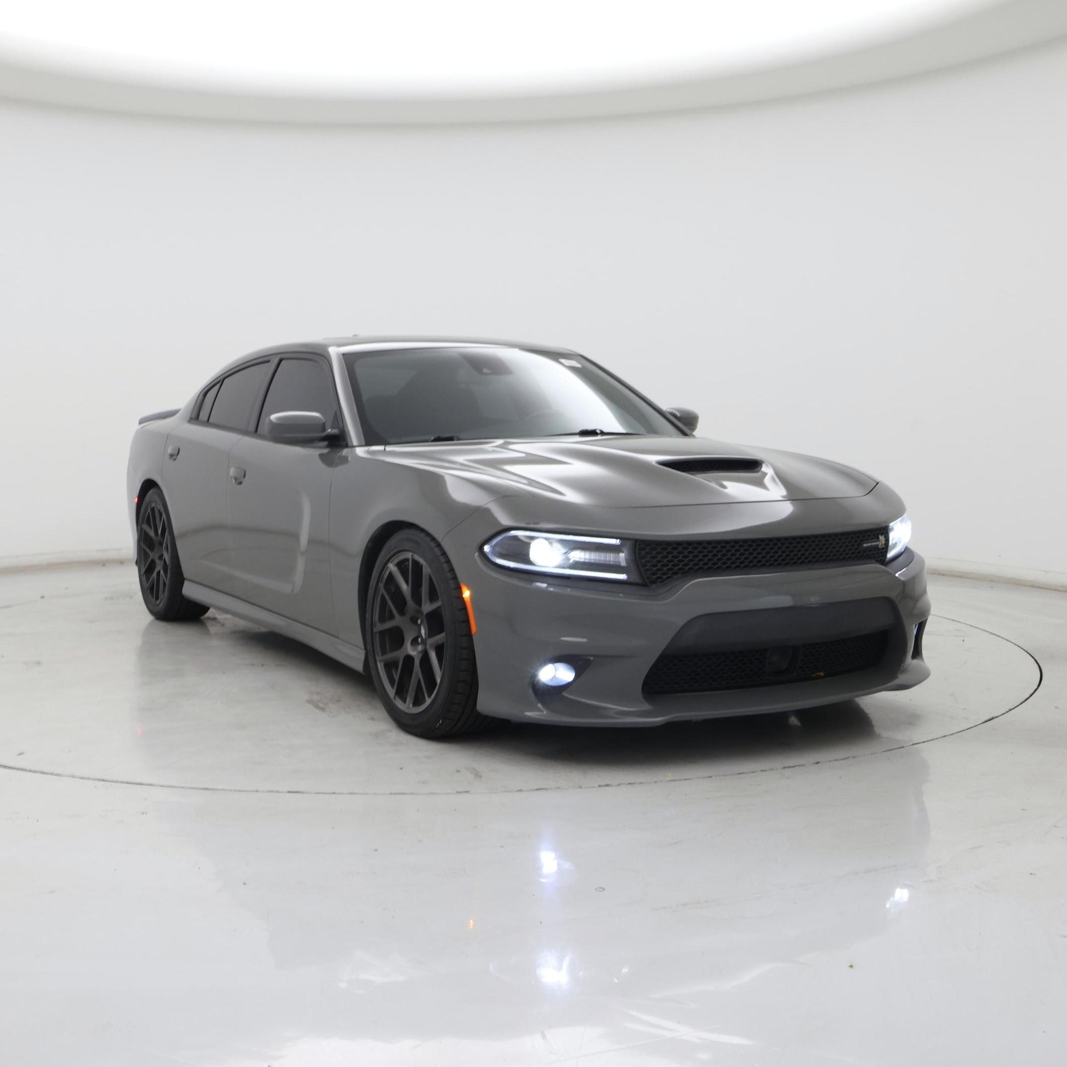 Gray 2018 Dodge Charger Sedan Rear-Wheel Drive Automatic