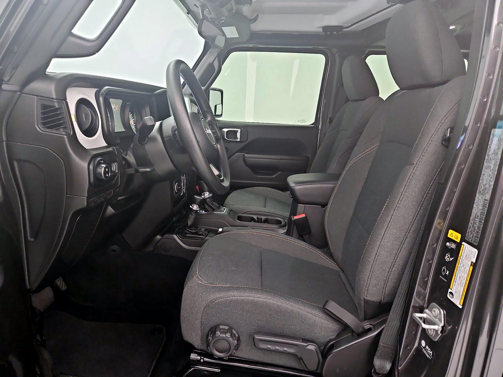 Thumbnail: 2025 Jeep Gladiator - 11