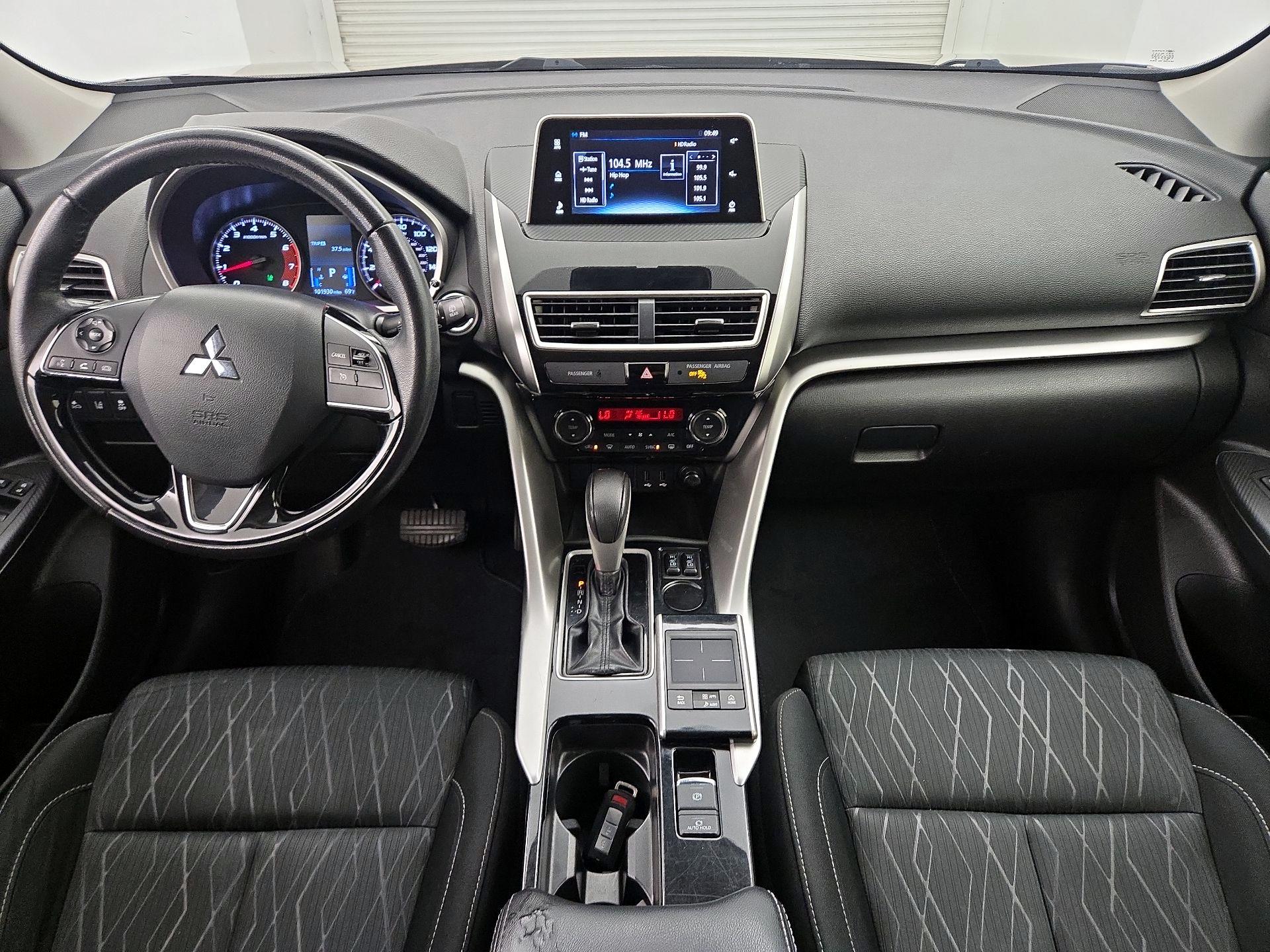 Thumbnail: 2020 Mitsubishi Eclipse Cross - 9