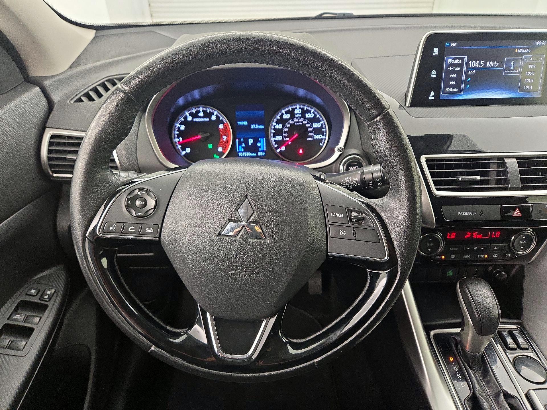 Thumbnail: 2020 Mitsubishi Eclipse Cross - 10