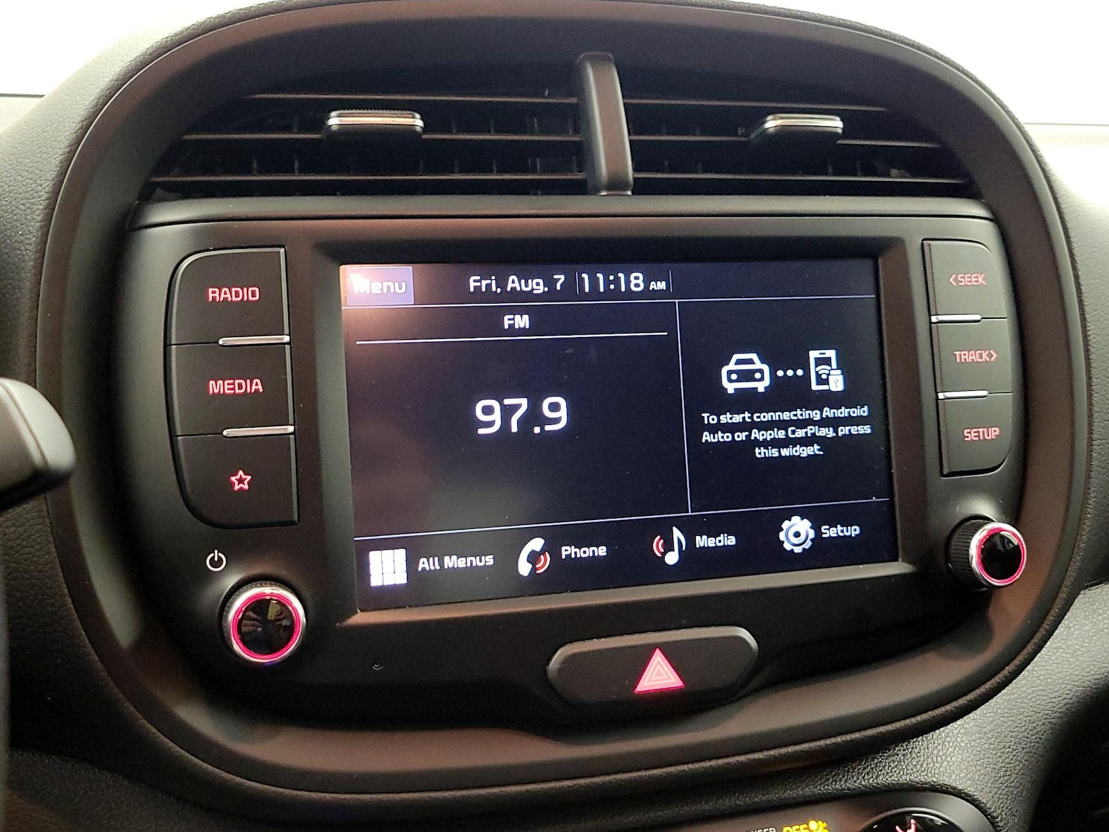 2022 Kia Soul LX - Photo 16