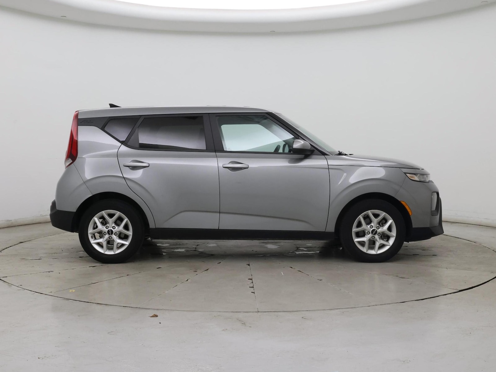 2022 Kia Soul LX - Photo 8