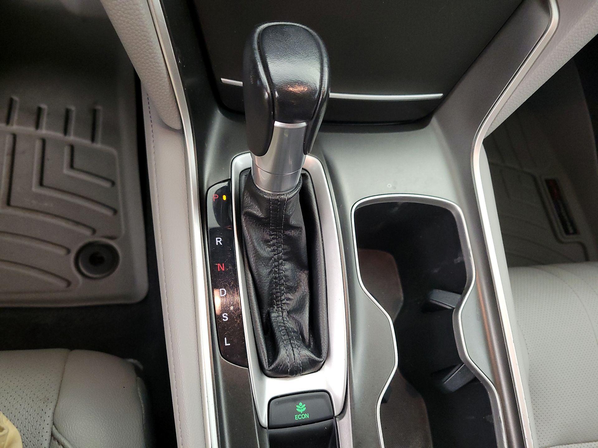 Thumbnail: 2020 Honda Accord - 18