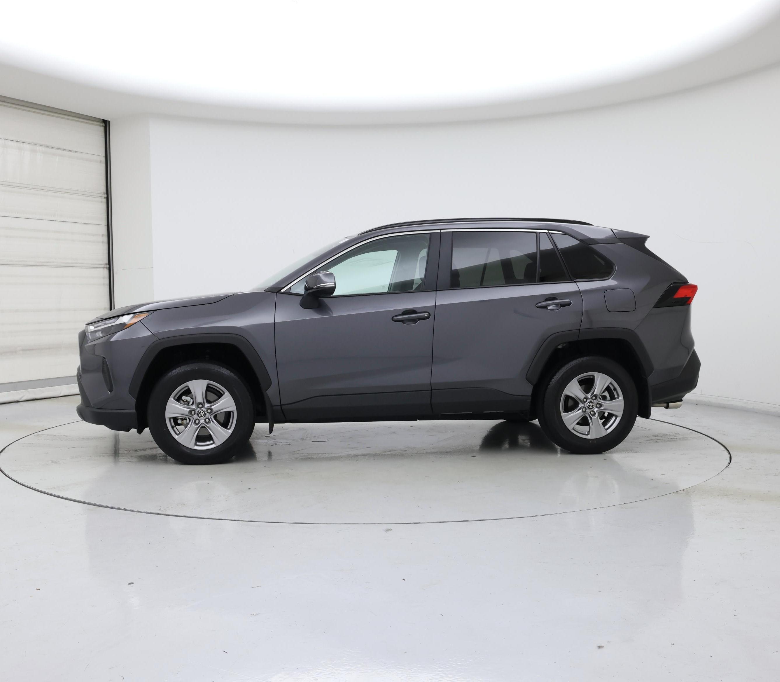 Thumbnail: 2025 Toyota RAV4 - 3