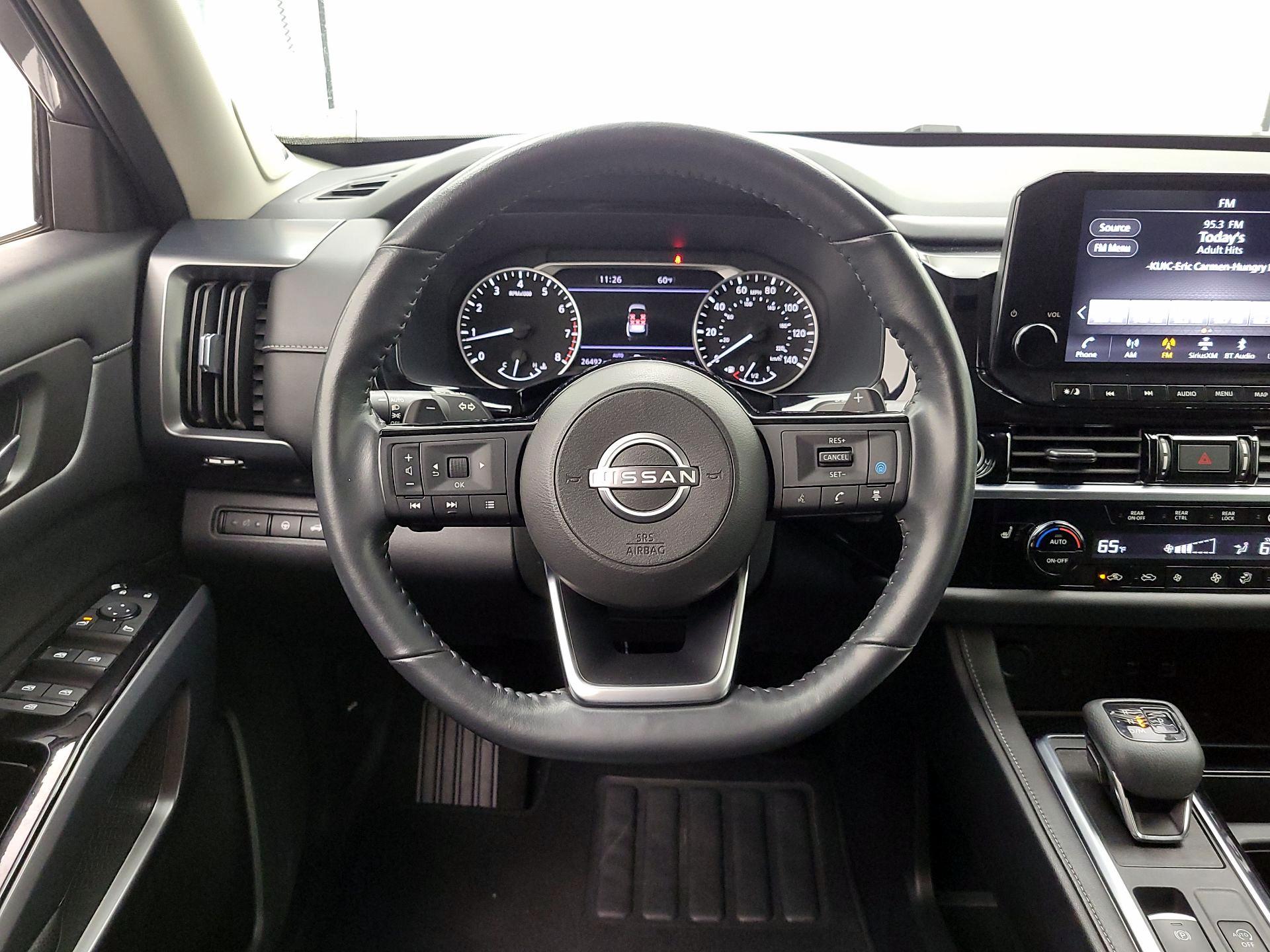 Thumbnail: 2023 Nissan Pathfinder - 10
