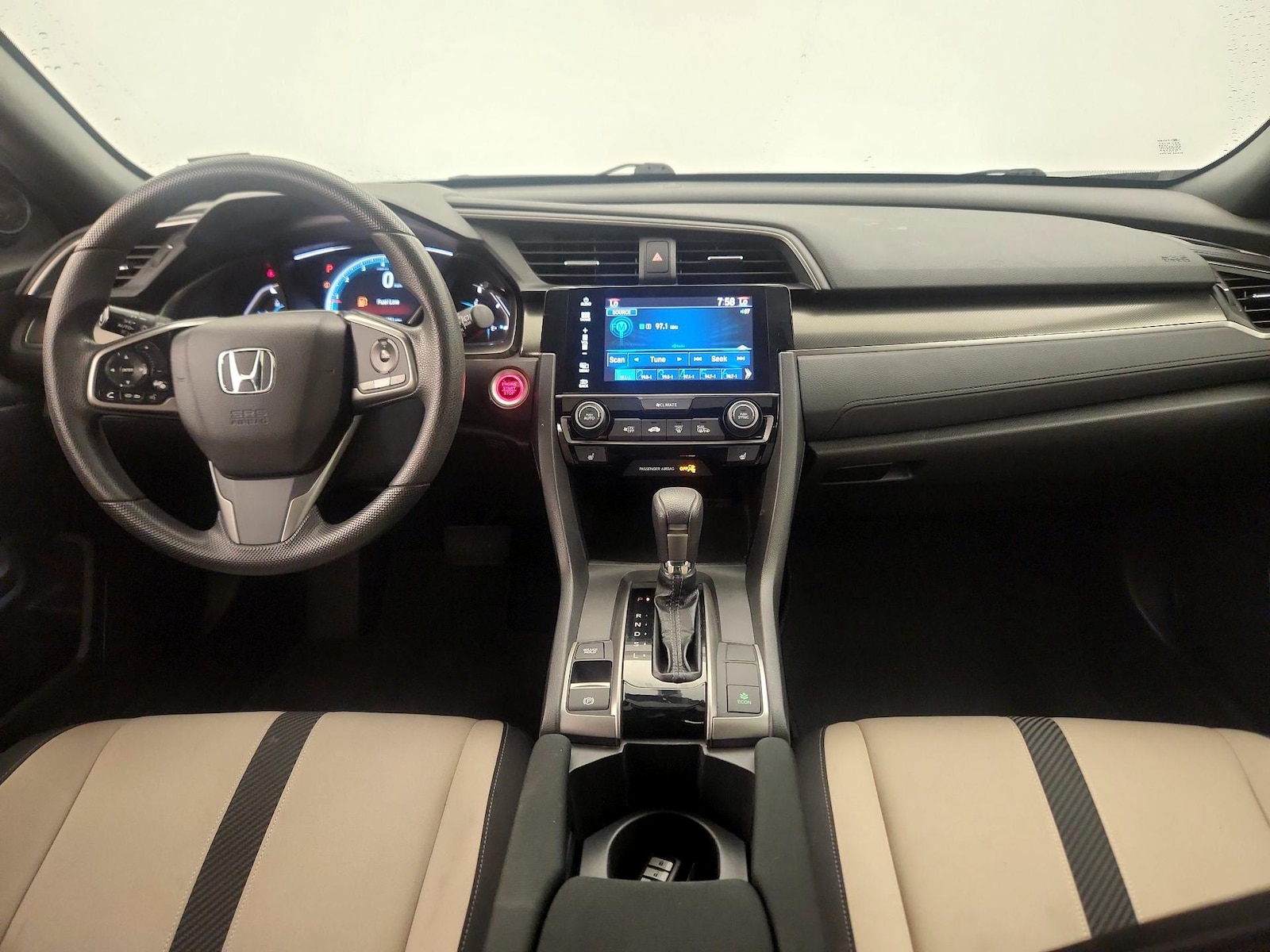 2018 Honda Civic Hatchback EX - Photo 10