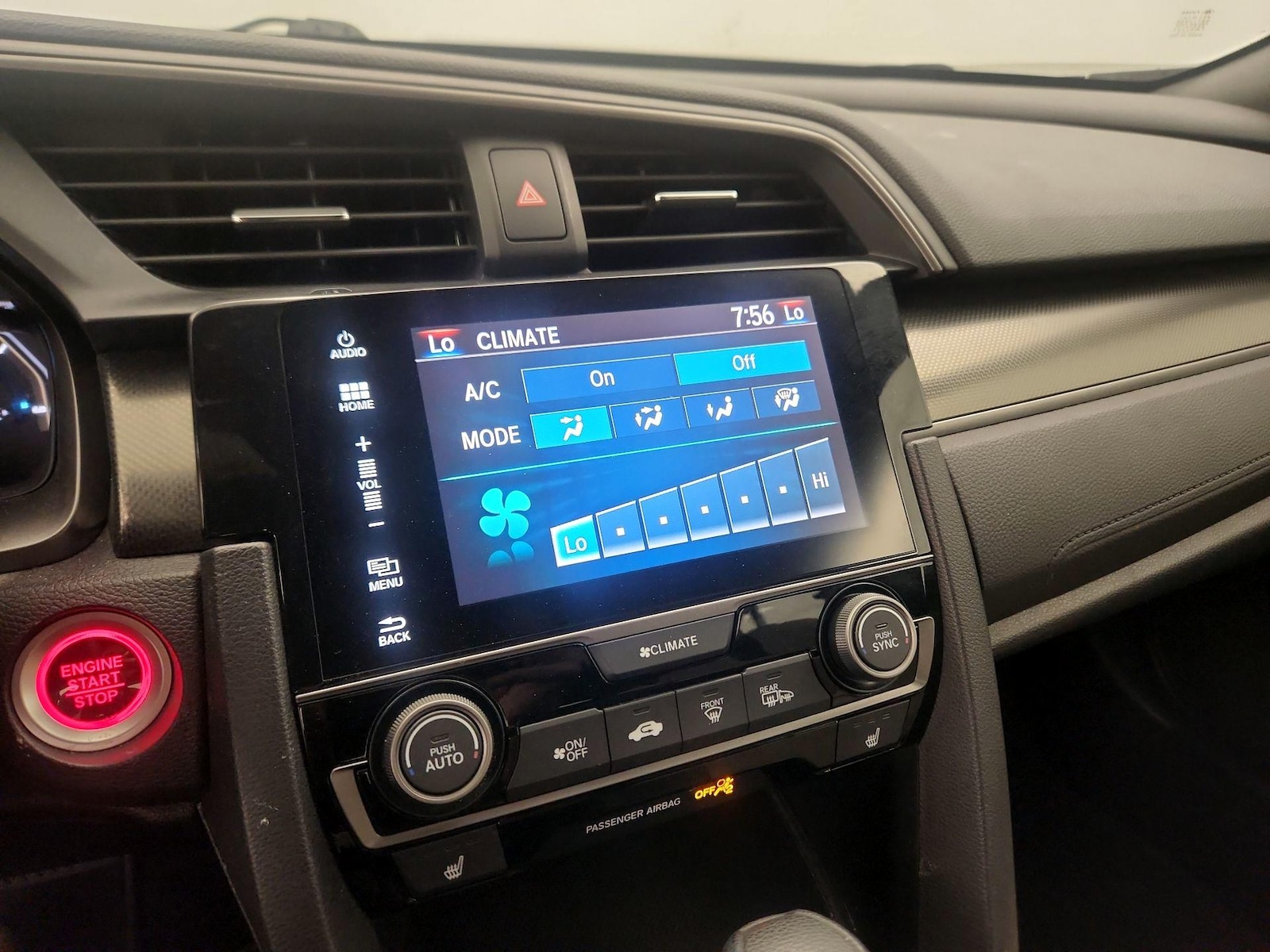 2018 Honda Civic Hatchback EX - Photo 17